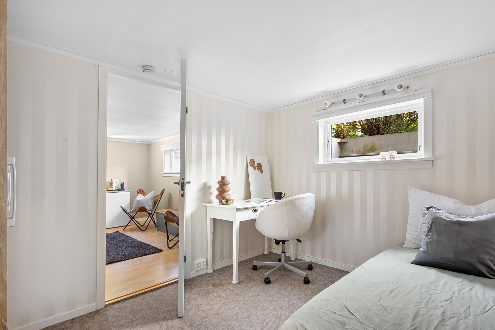 Innbydende og fine rom med flere bruksmuligheter, men de er ikke godkjent for varig opphold. Galleribilde