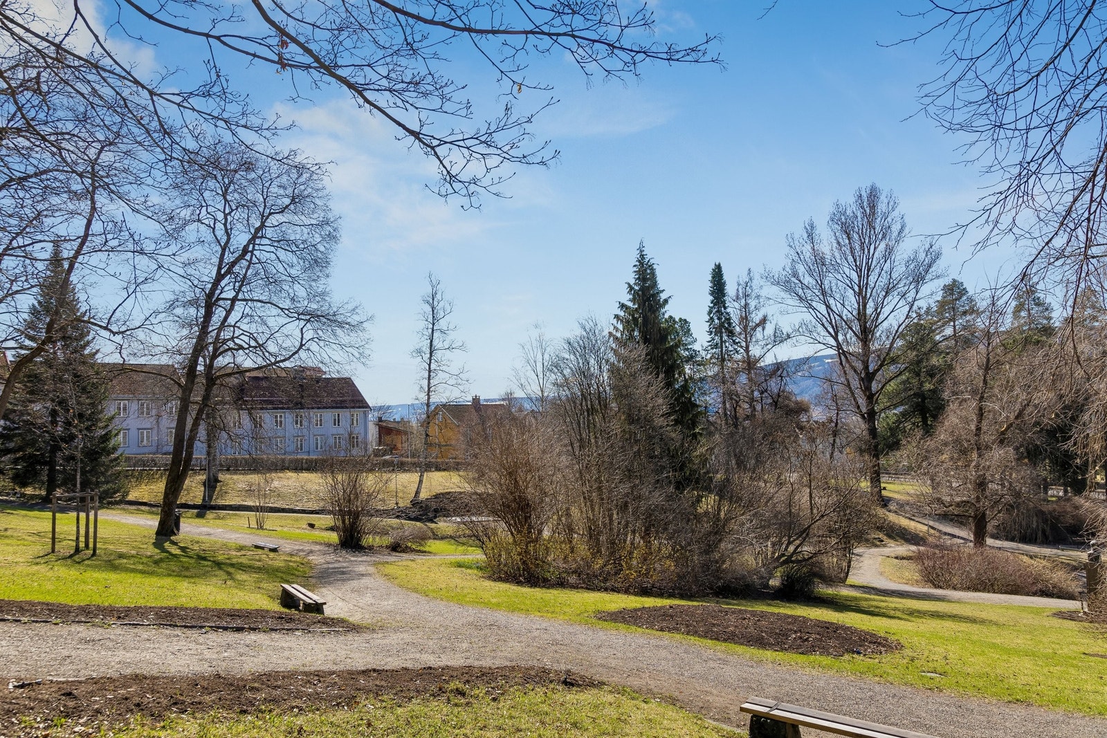 Søndre park ligger kun et steinkast unna leiligheten. Galleribilde