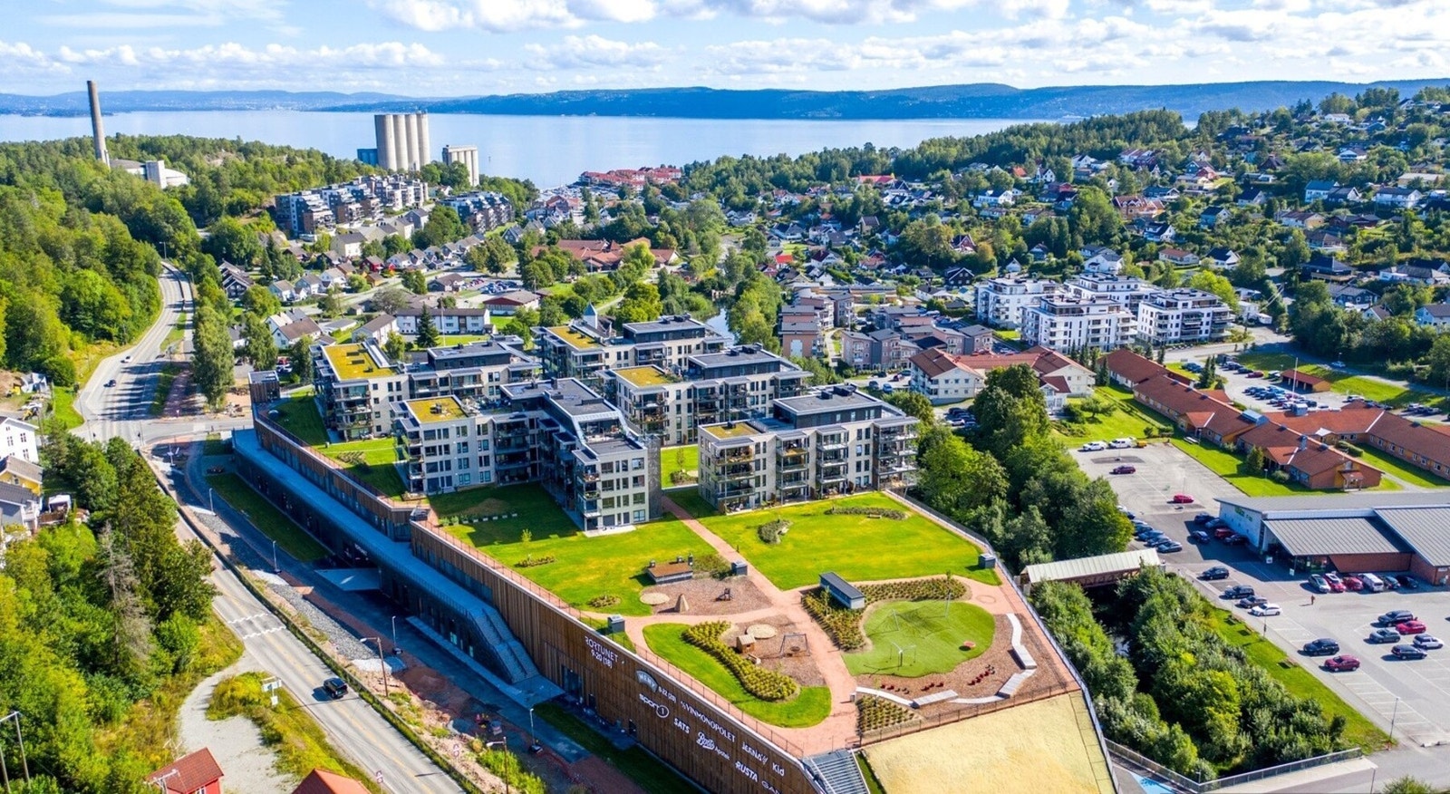 Oversiktsbilde over Slemmestad Galleribilde