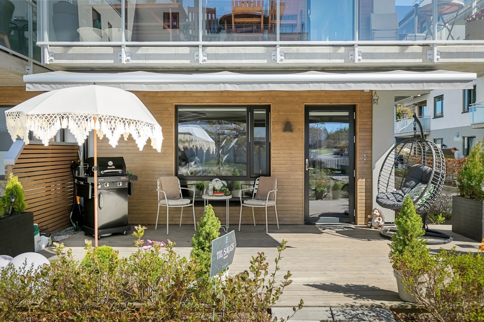Uteplassen er som en oase Galleribilde