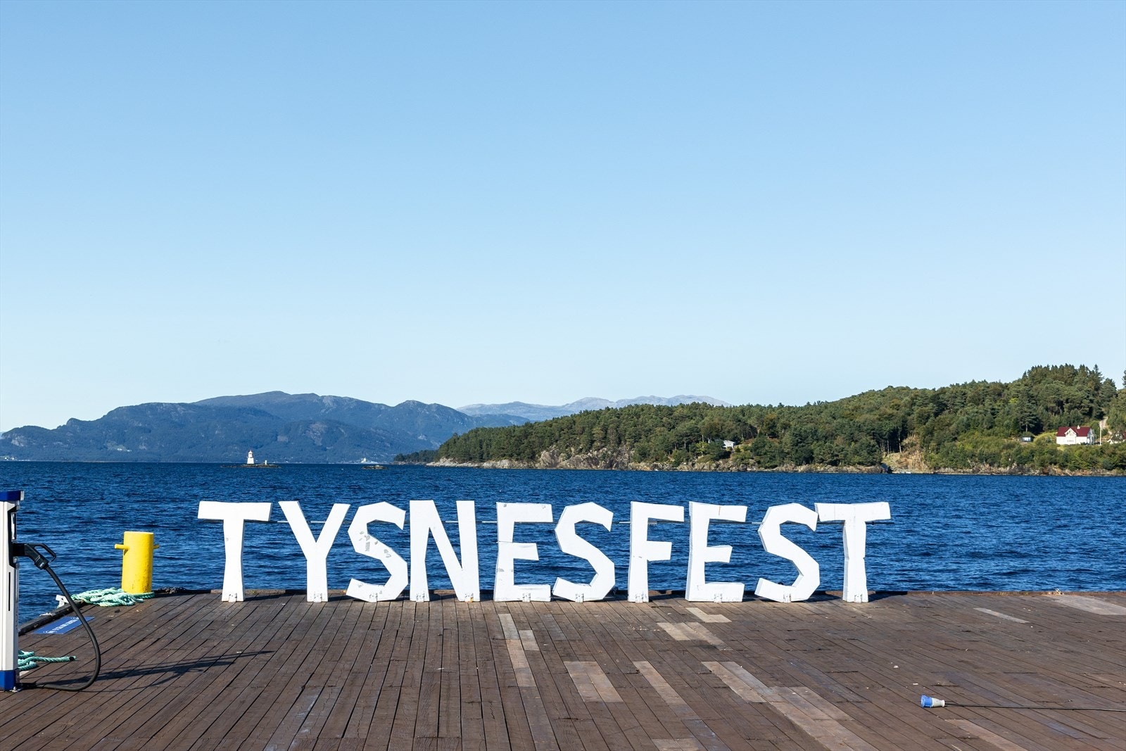 Når sommeren kommer, forvandles bygden til et festivalsted med Tysnesfest som høydepunkt. Galleribilde
