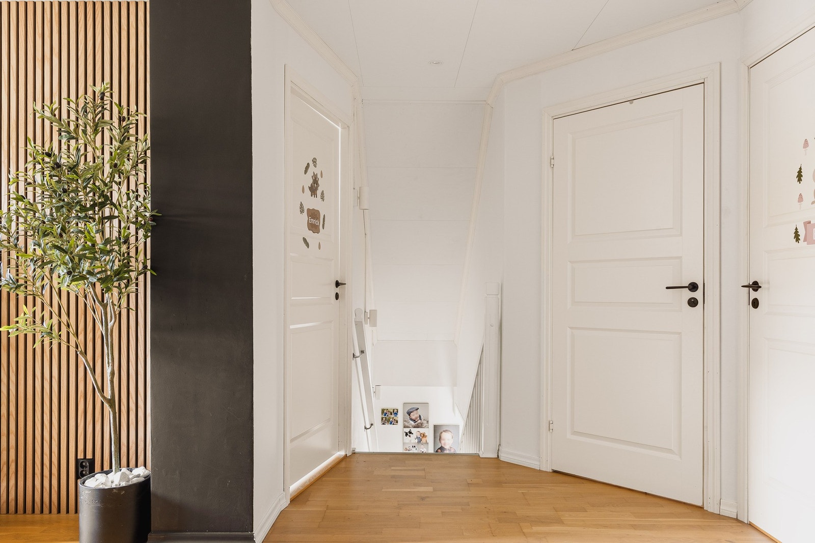 Vi beveger oss videre opp til 2. etasje. Galleribilde