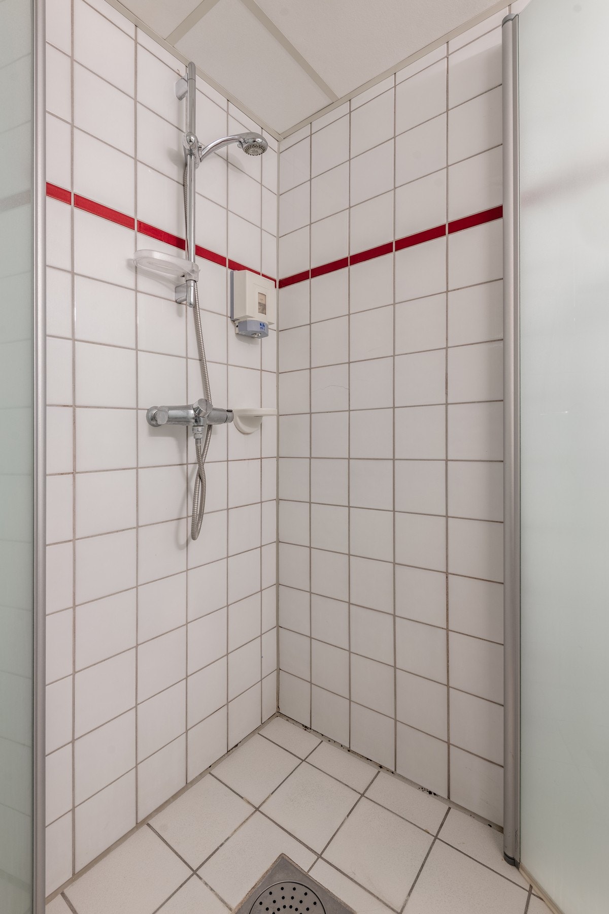 Her finner du flere fasiliteter som toalett, dusj og vask. Galleribilde