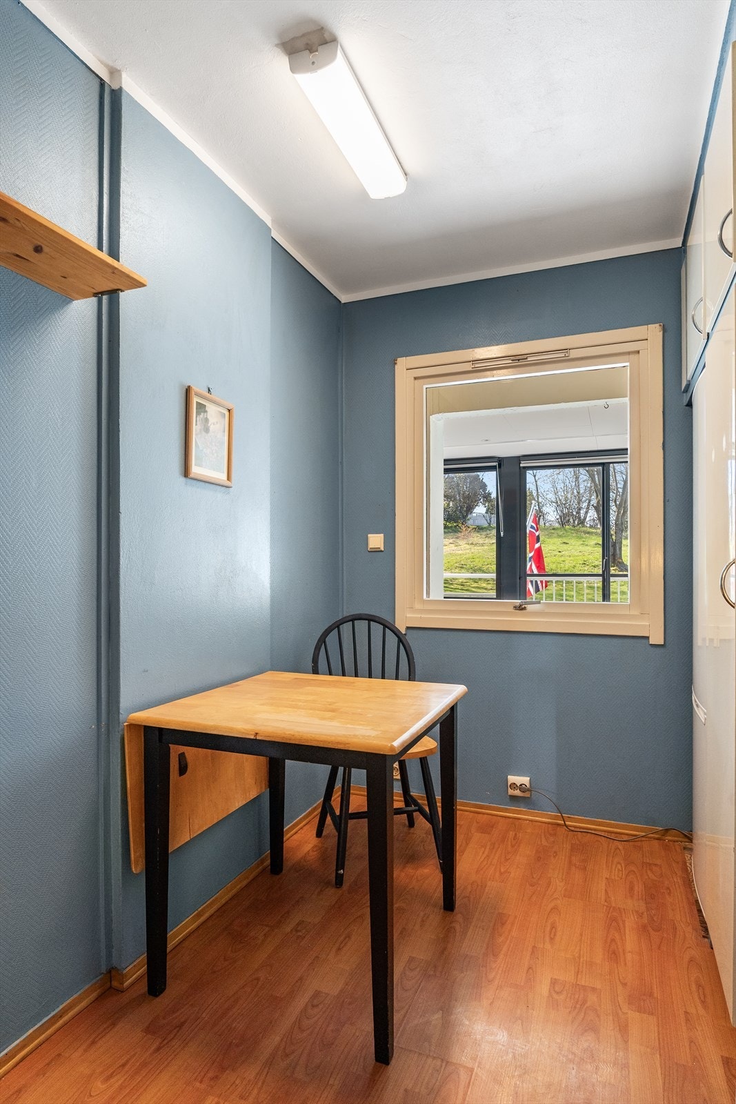 Her har en plass til spisebord for frokost måltidene. Galleribilde