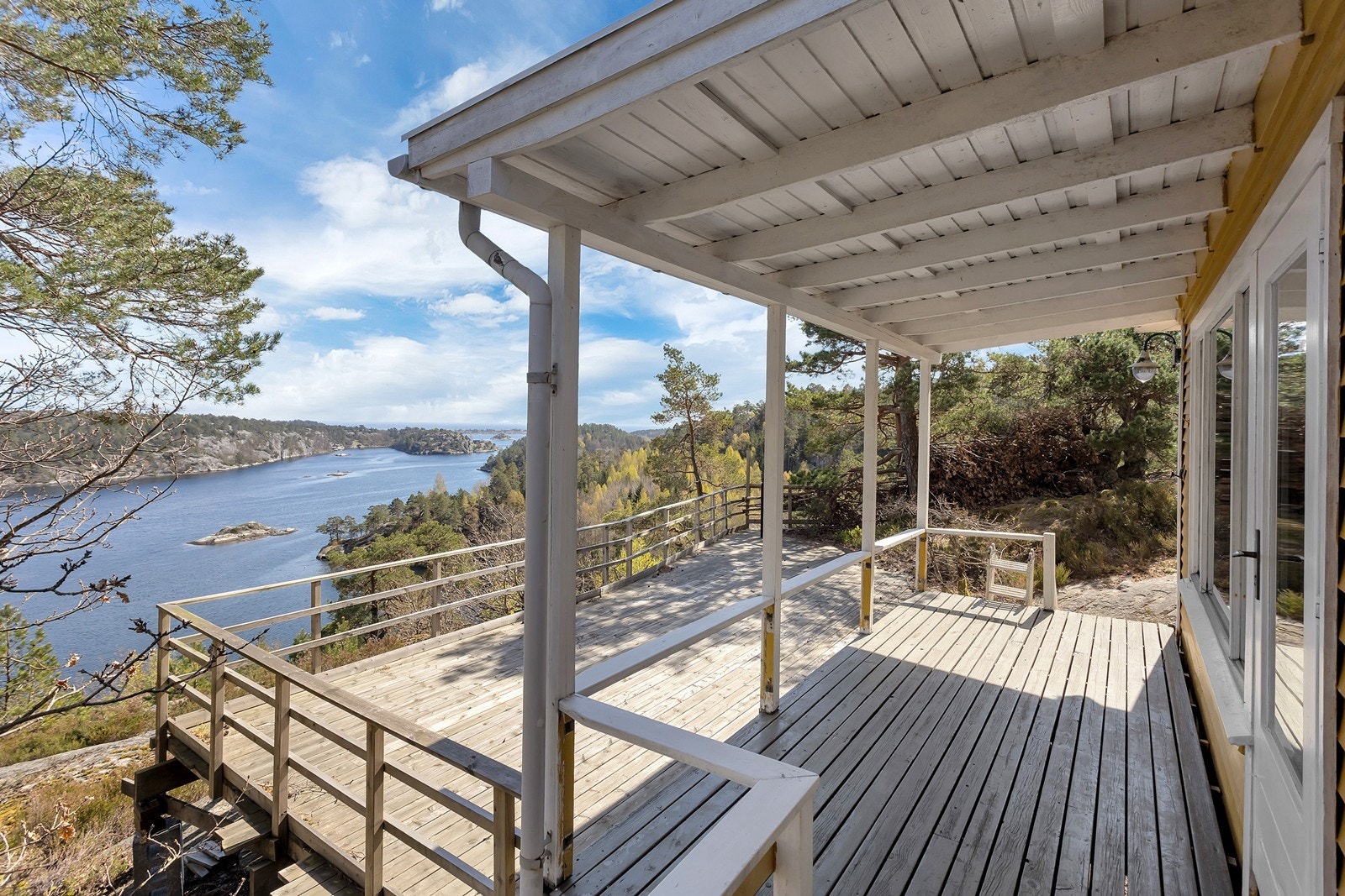 Her kan du nyte frisk luft og utsikt på varme sommerdager! Galleribilde