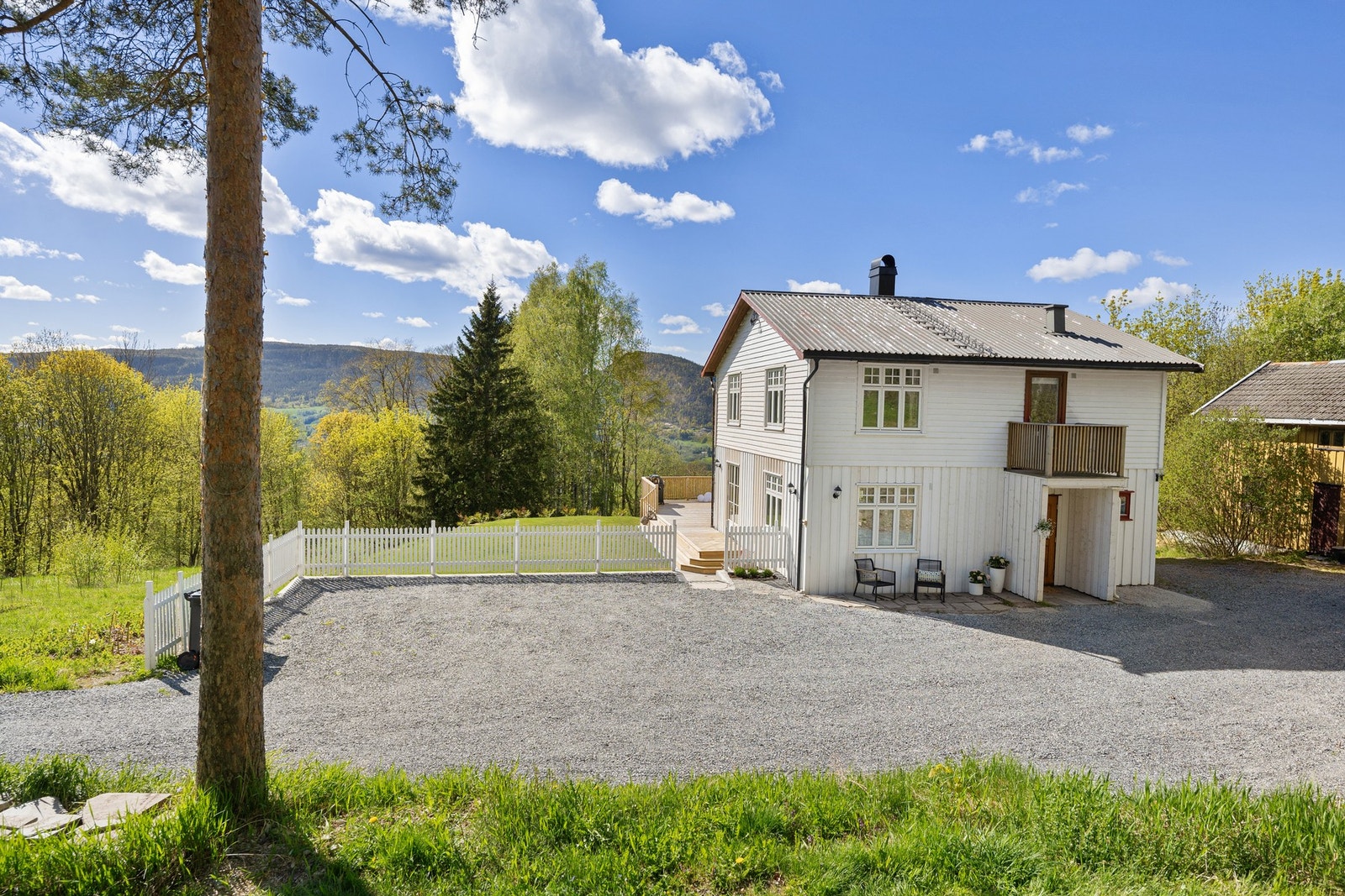Vi tar turen inn. Galleribilde