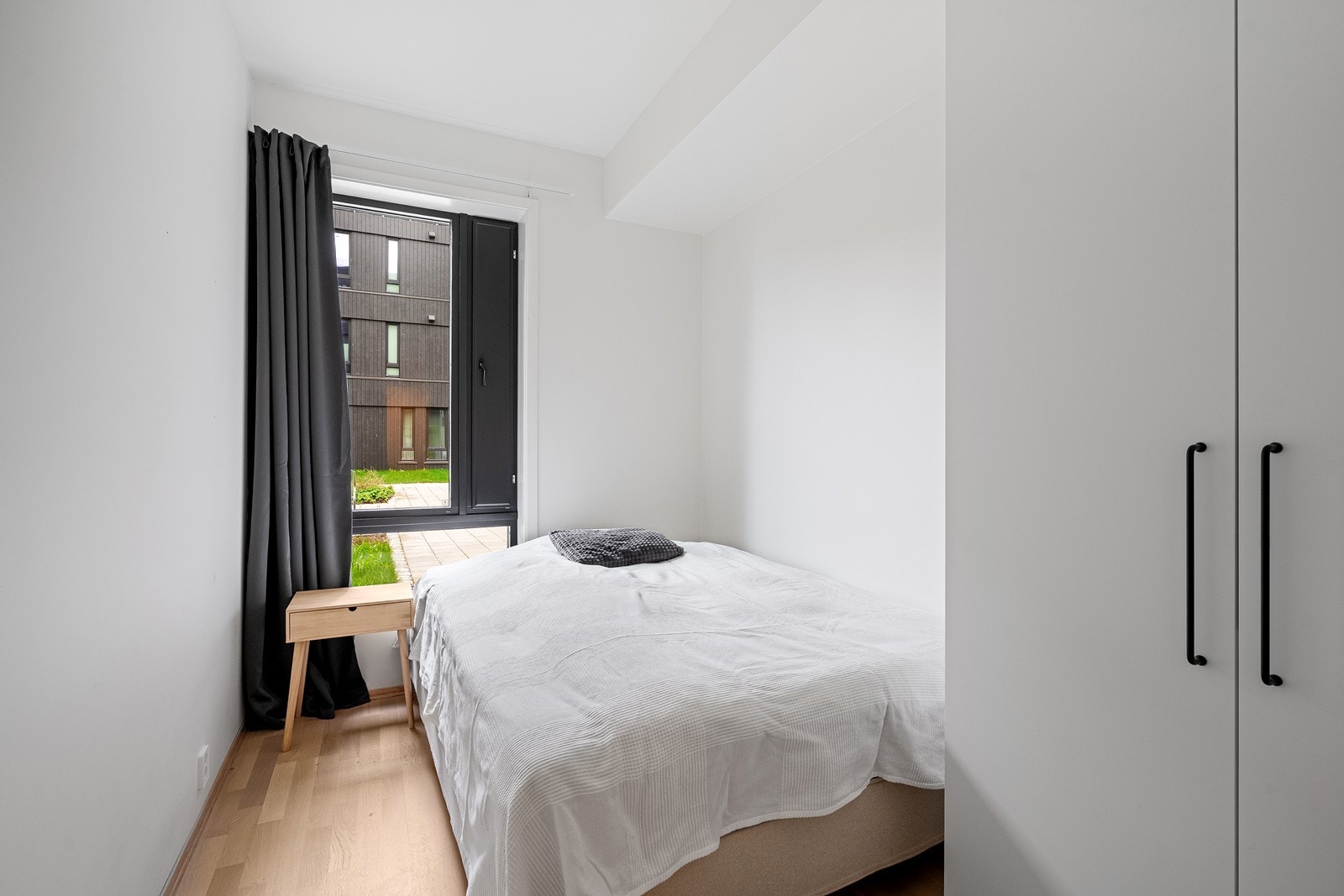 Soverom 2 egner seg godt som barnerom, gjesterom eller hjemmekontor. Galleribilde