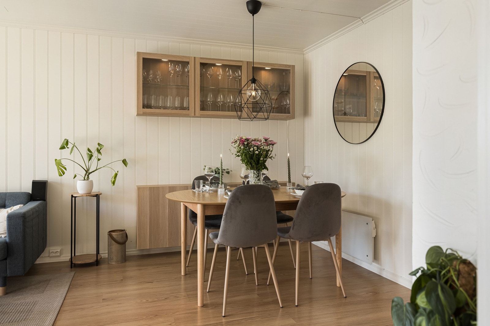 Leiligheten har en praktisk planløsning med lyse og romslige oppholdsrom. Galleribilde