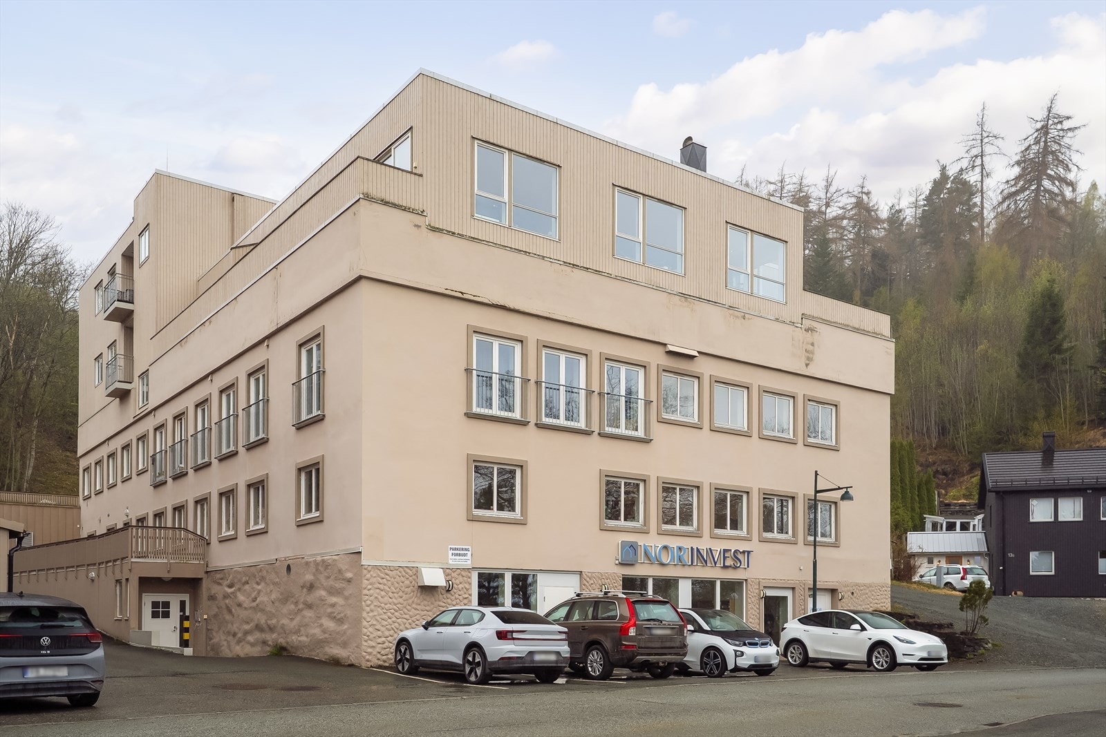 Velkommen til visning! Kontakt megler på 400 57 022 dersom oppsatt visning ikke passer. Galleribilde