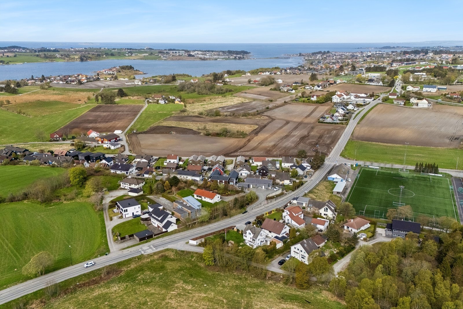 For den aktive er det kort avstand til Madla idrettspark, som ligger kun 3 minutter unna. Galleribilde