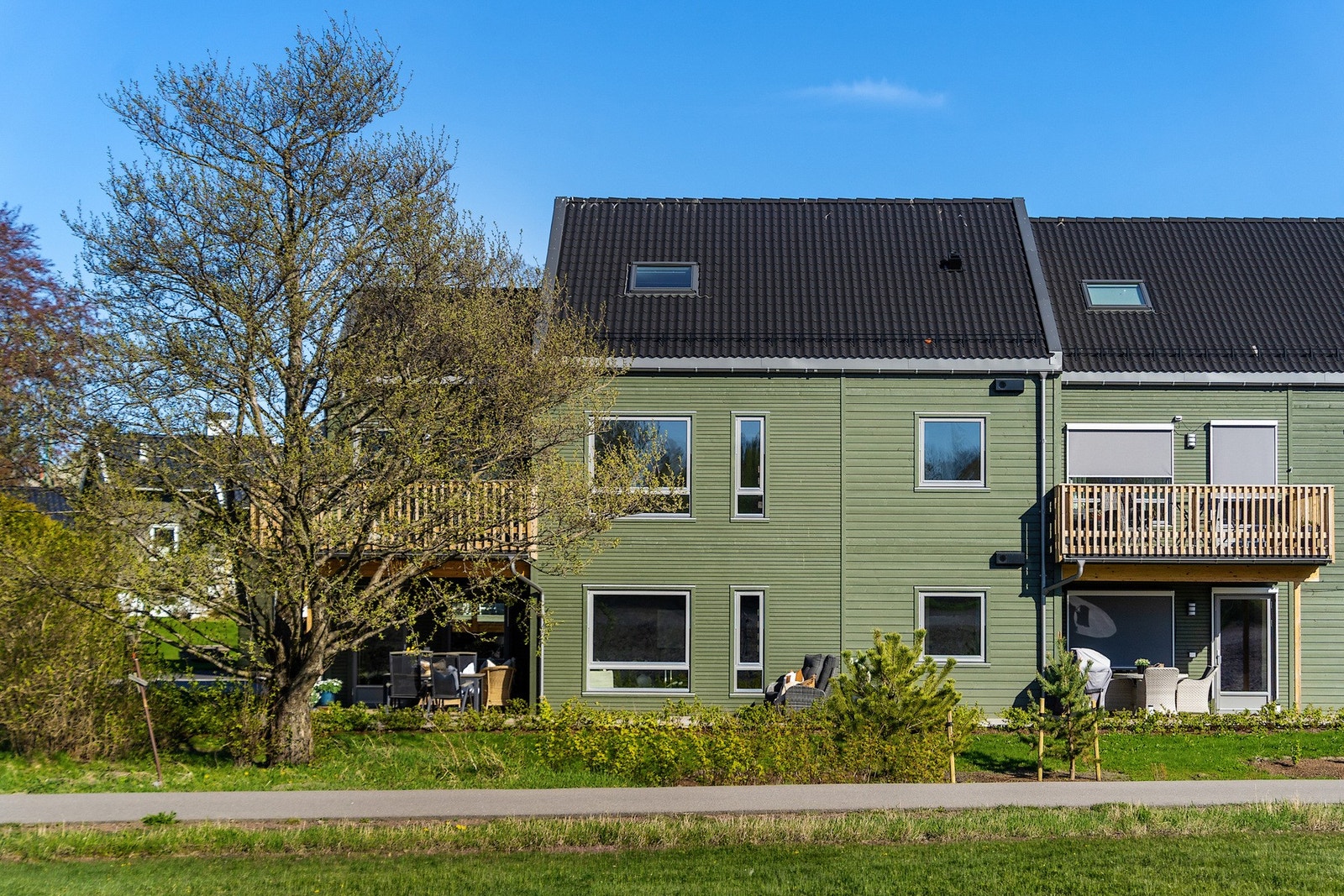 Solrikt hjørne med beste internbeliggenhet Galleribilde