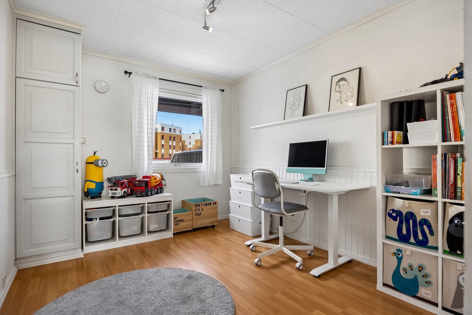 Soverom i hovedetasjen passer også bra til lekerom eller kontor. Galleribilde
