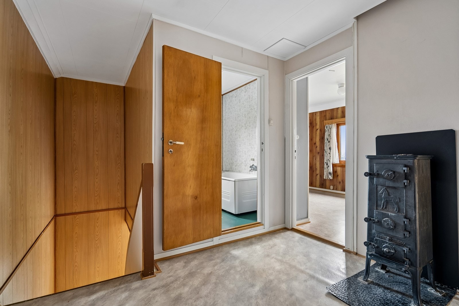 Gang på loft Galleribilde