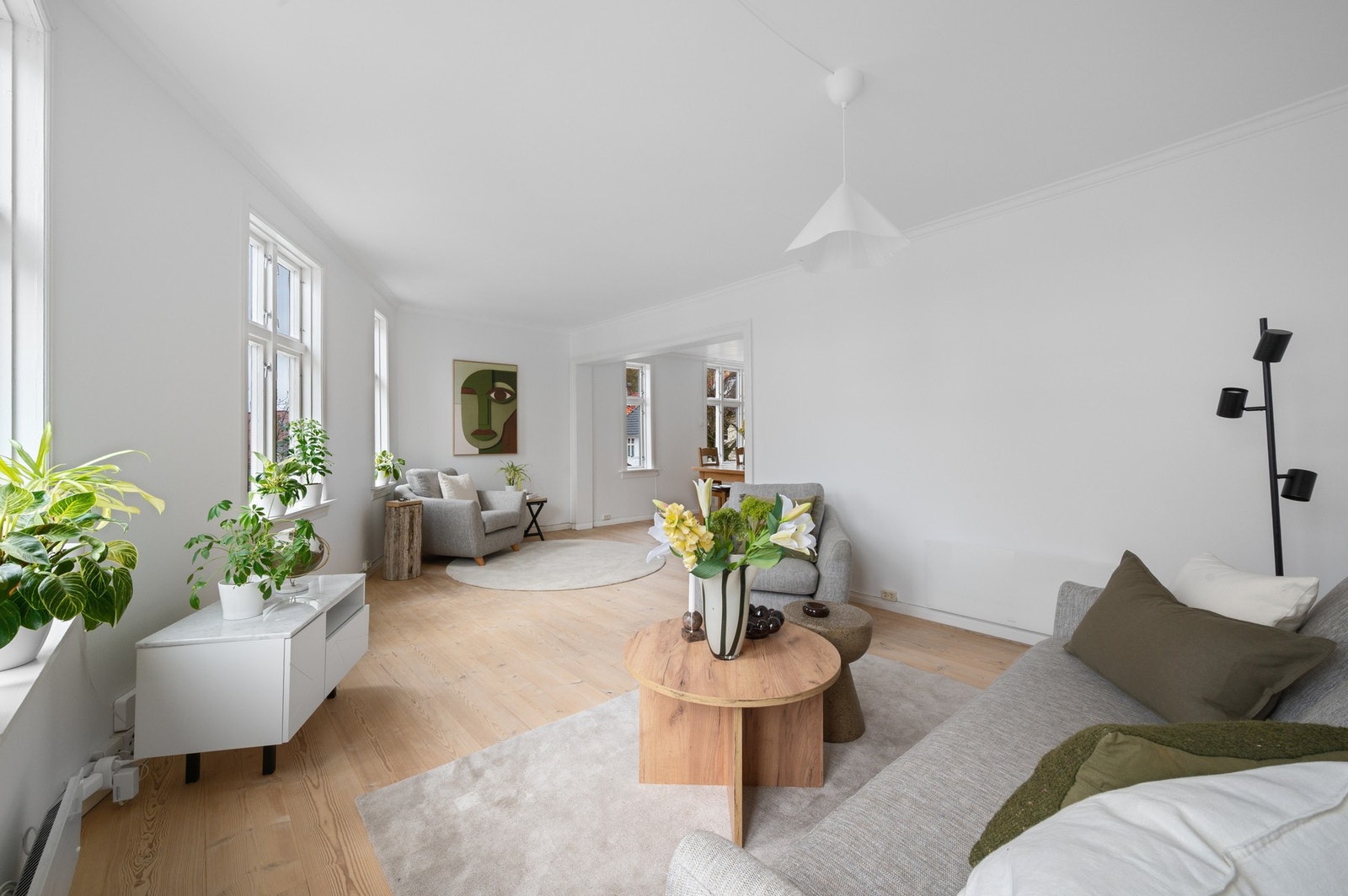 - Finnemanns plass 9 - Galleribilde