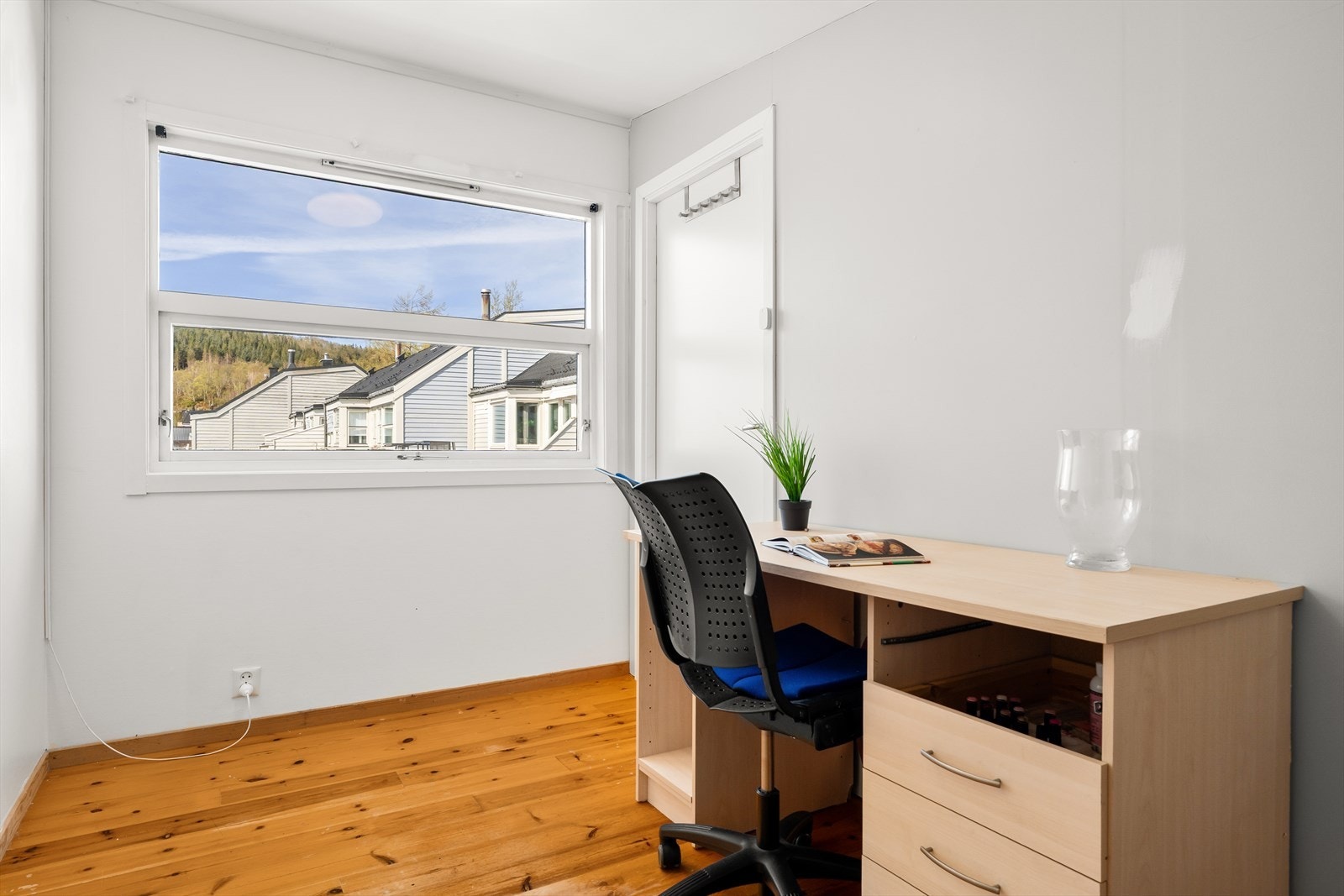 Det er god plass til å innrede med seng, nattbord og annet ønsket møblement. Galleribilde