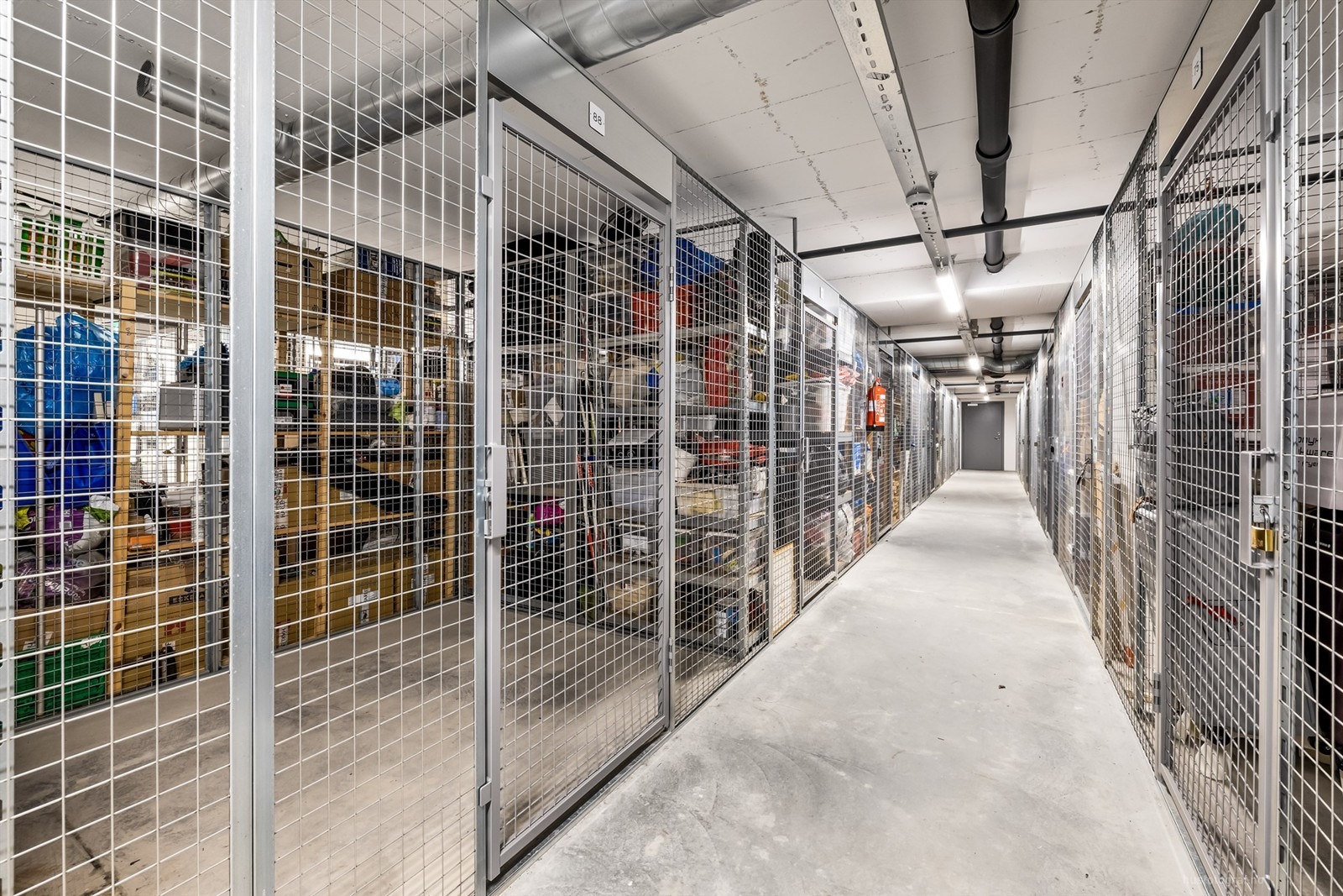 Tilgang til egen bod (nr. 88) i felles garasjeanlegg. Galleribilde