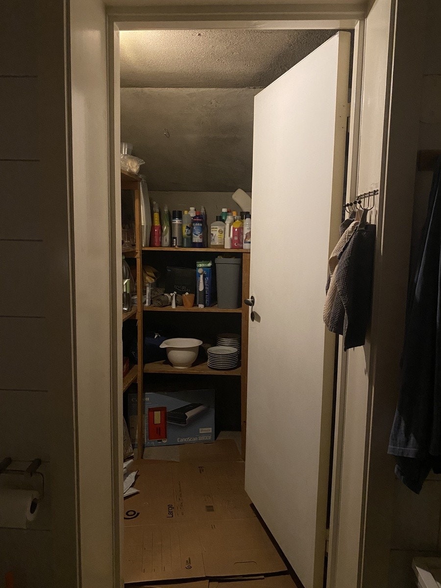 Innvendig bod. Galleribilde