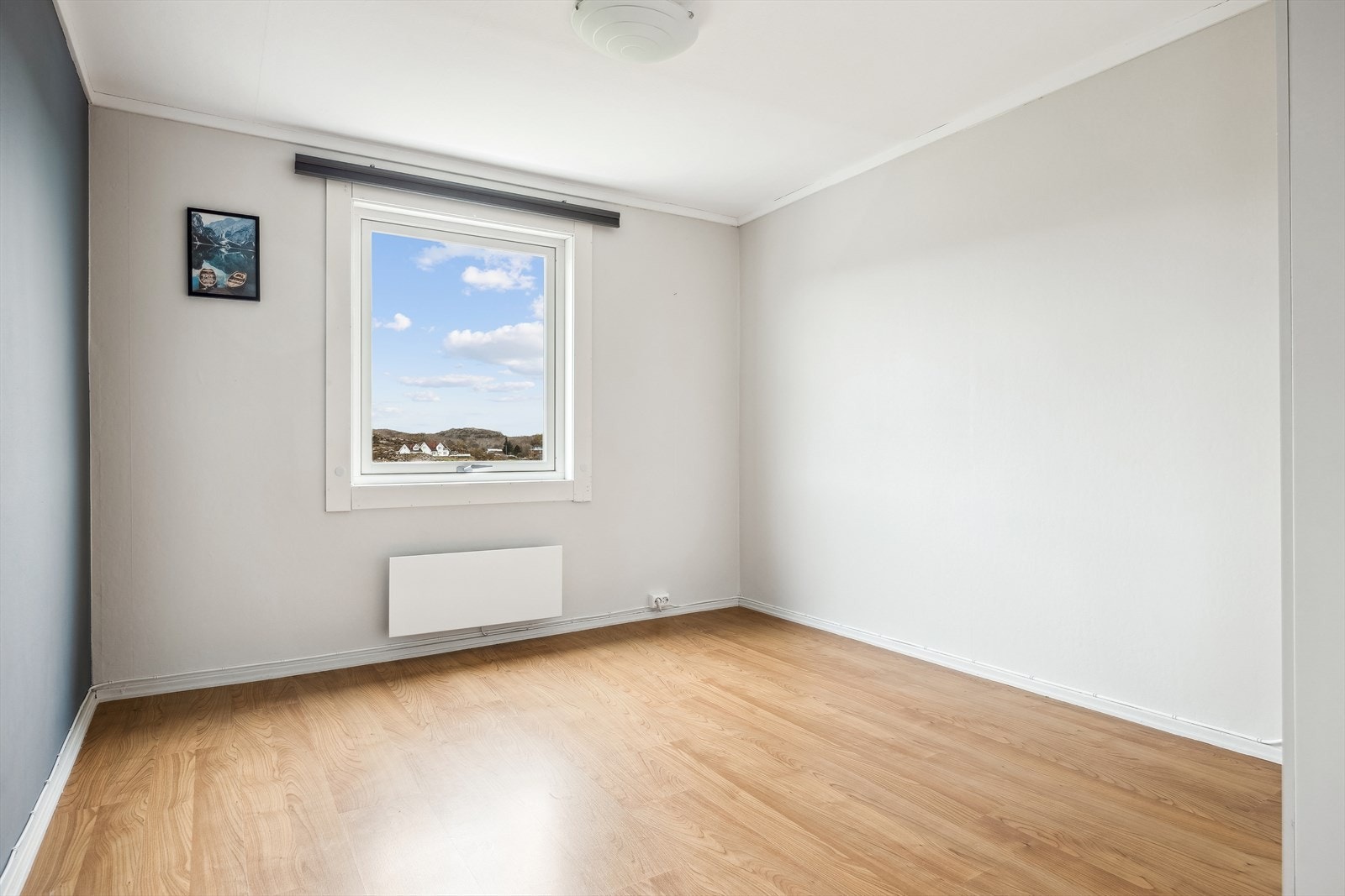 Det er gjennomført flere oppgraderinger i boligen de siste årene. Galleribilde
