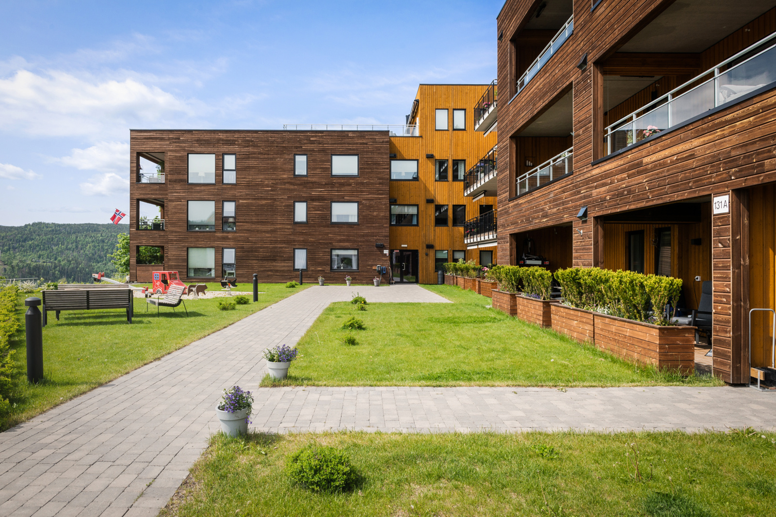 Tiltalende nybygg som er energieffektivt og gir lave oppvarmingskostnader Galleribilde
