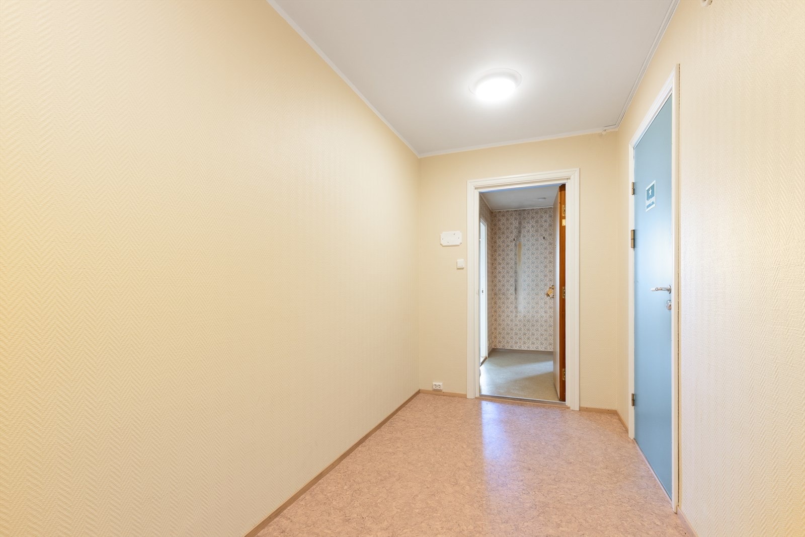 Entré med plass til oppbevaring av yttertøy og sko. Galleribilde