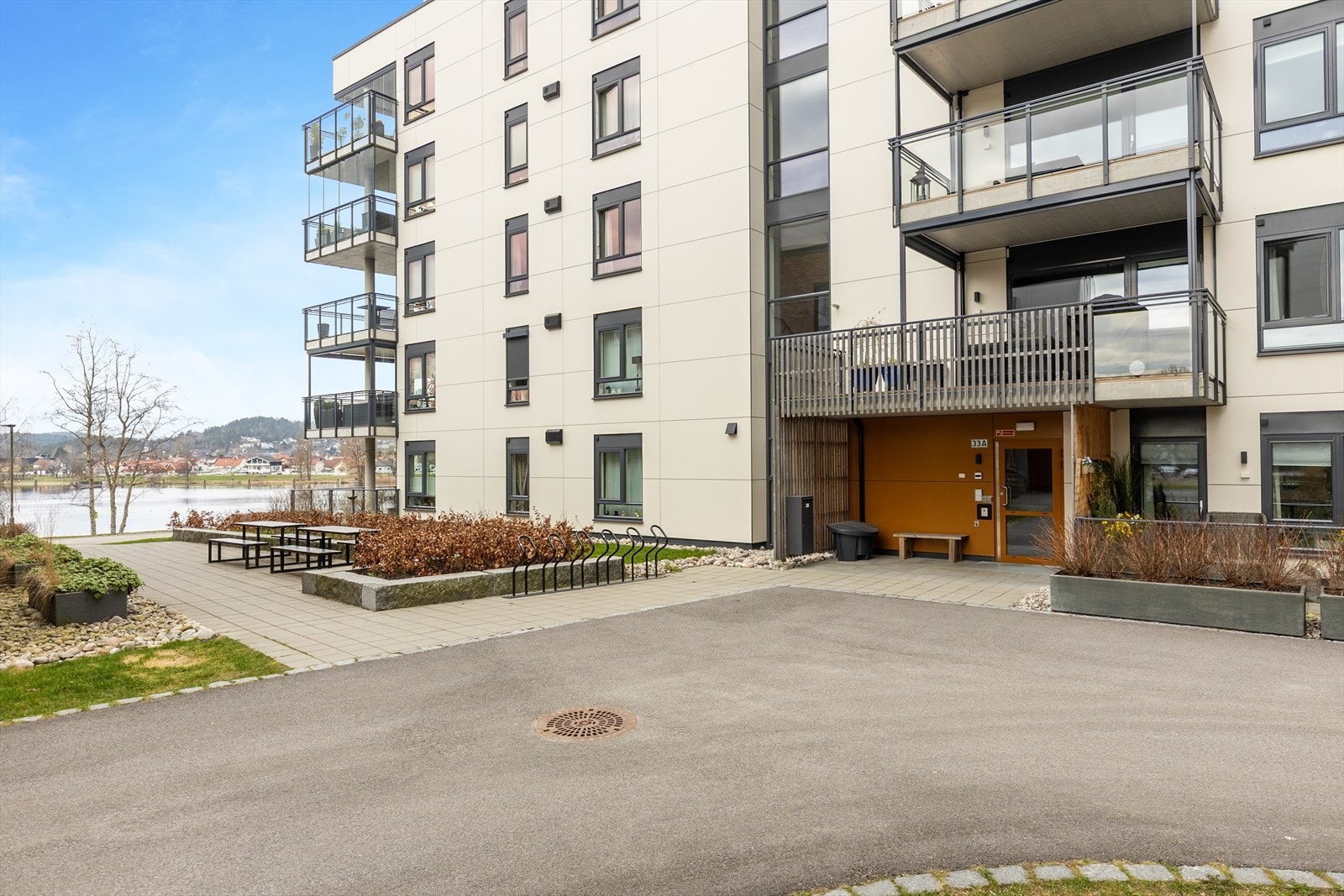Lind borettslag består av 29 leiligheter og har et fellesrom som kan leies. Galleribilde