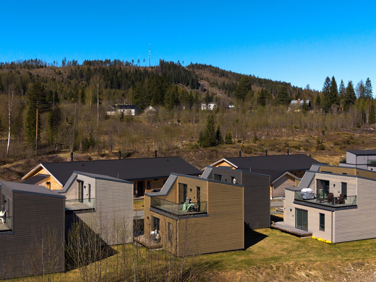 Moderne og stilige minihus. Galleribilde