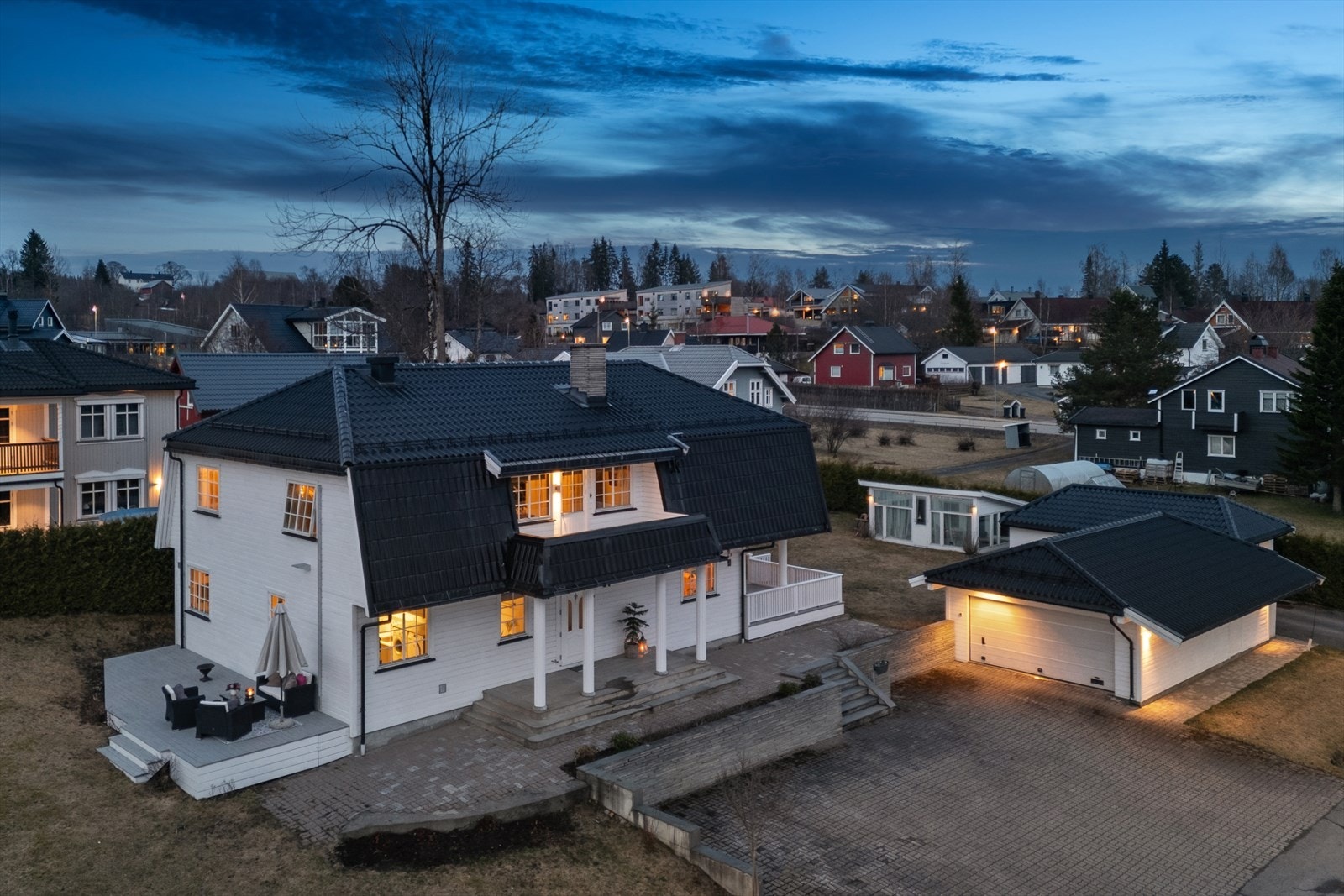Anders Eidissen i Eiendomsmegler 1 ønsker deg velkommen til visning av Rudivegen 2A! Galleribilde