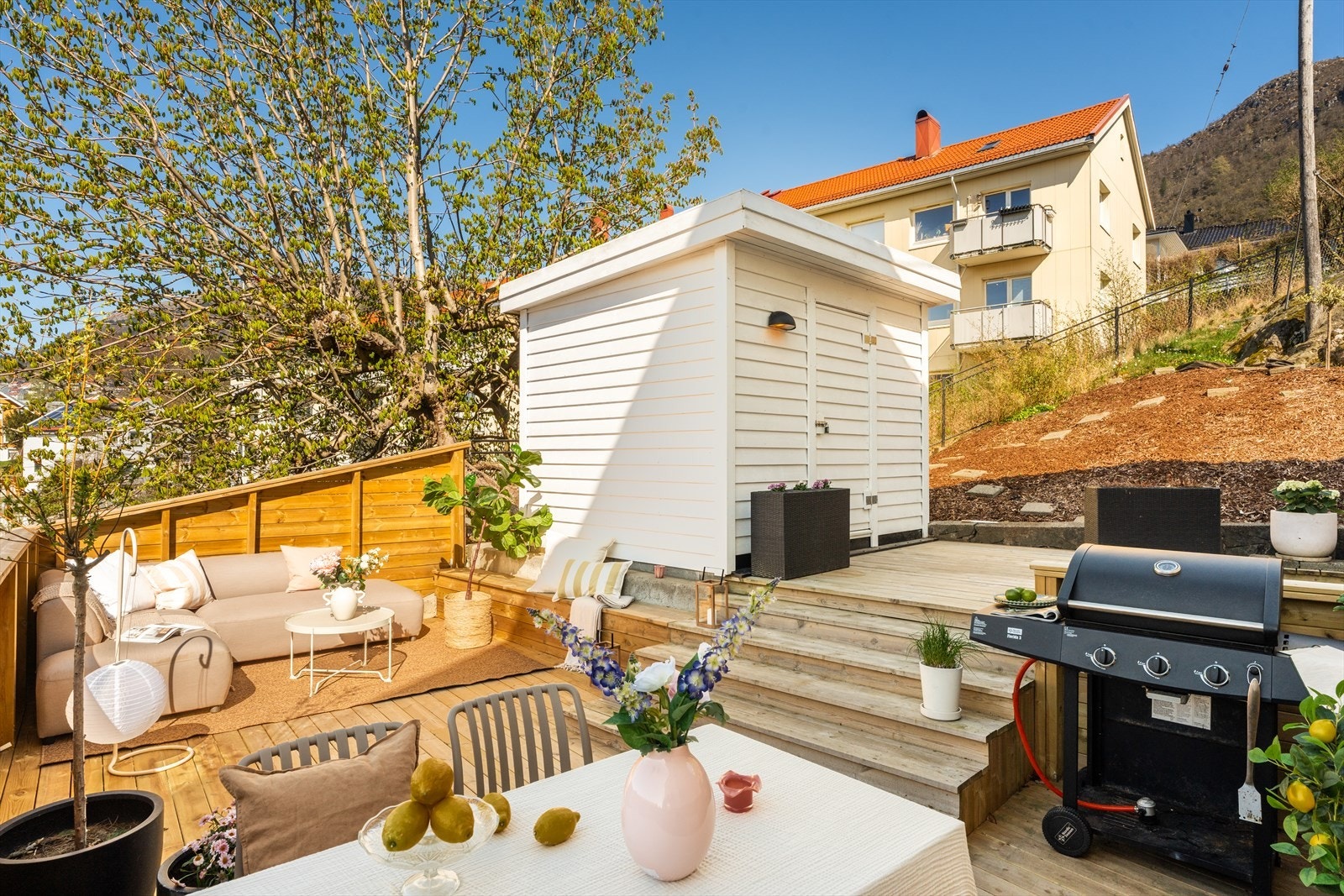 Dette er et flott enderekkehus med høy standard og attraktiv beliggenhet på Landås Galleribilde