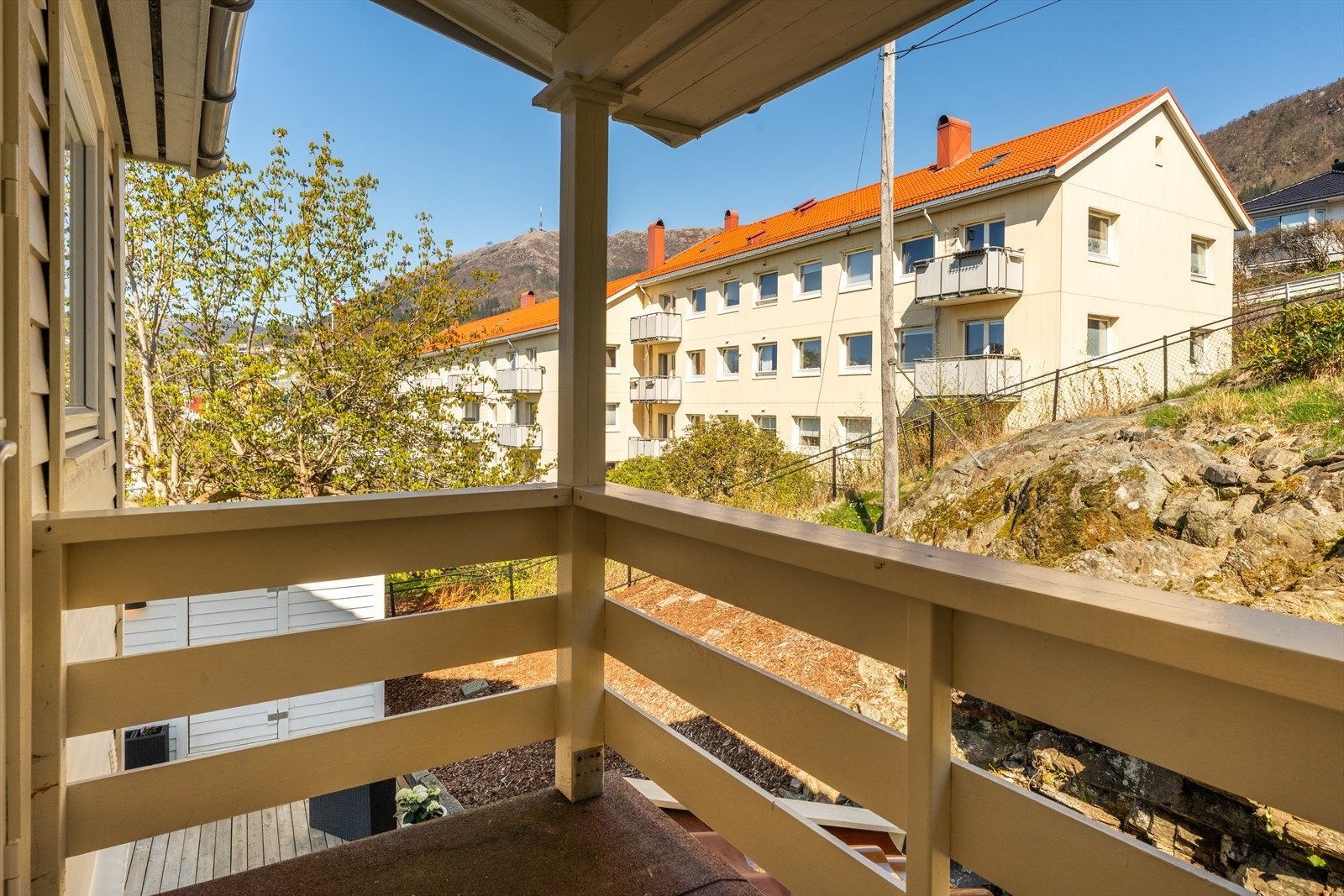 Fra hovedsoverommet er det utgang til balkong Galleribilde