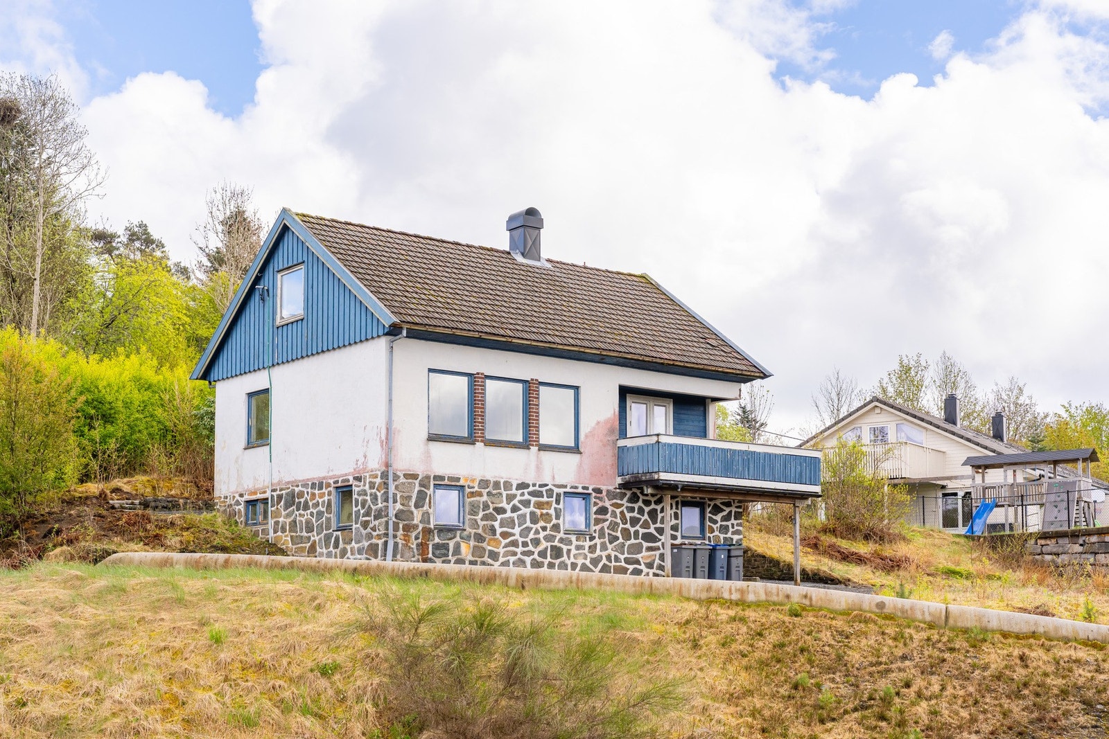 Mekleriet ved Joakim Wiik Bjerknes har gleden av å presentere Askvegen 207! Galleribilde