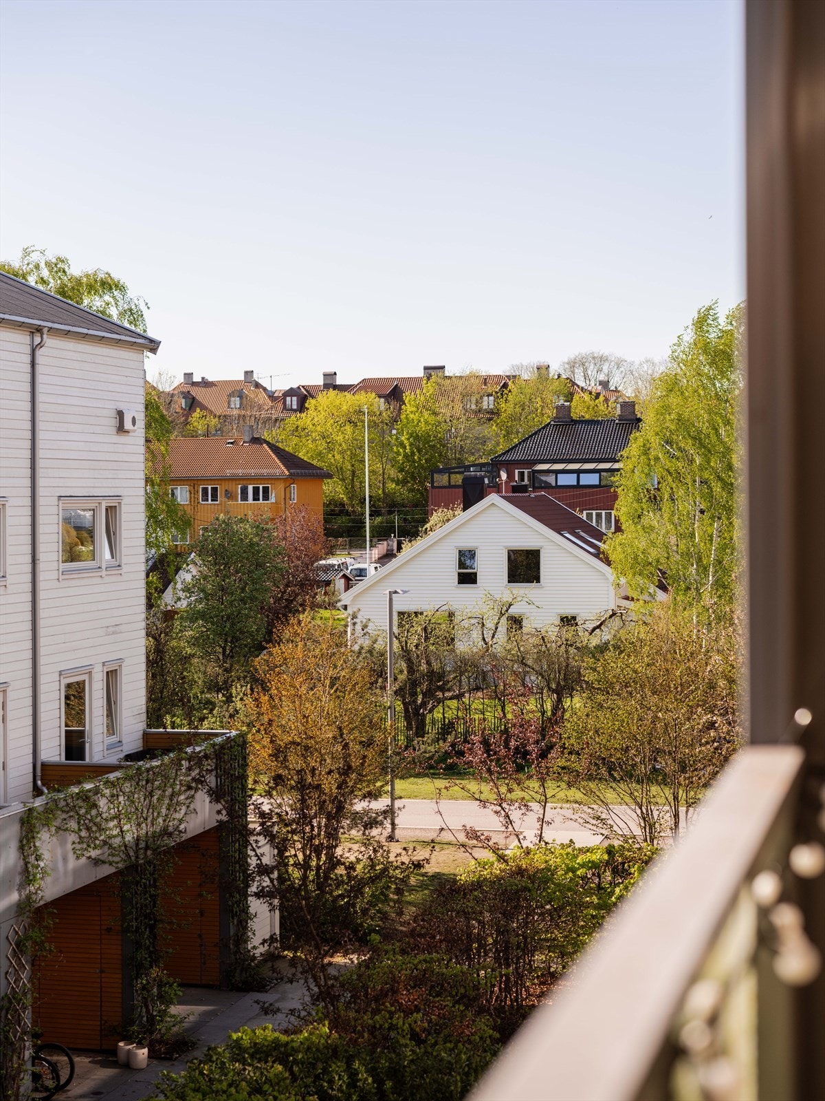 Her kan du nyte lange dager ute i solen i rolige omgivelser. Galleribilde