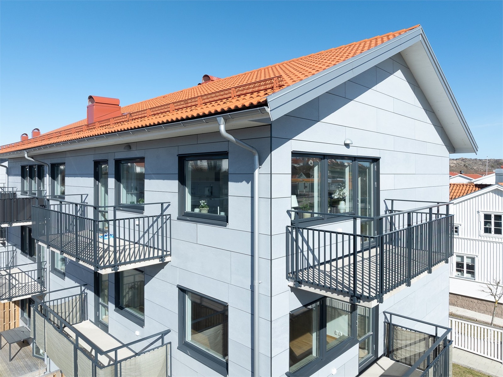 Härlig lägenhet med dubbla balkonger Galleribilde