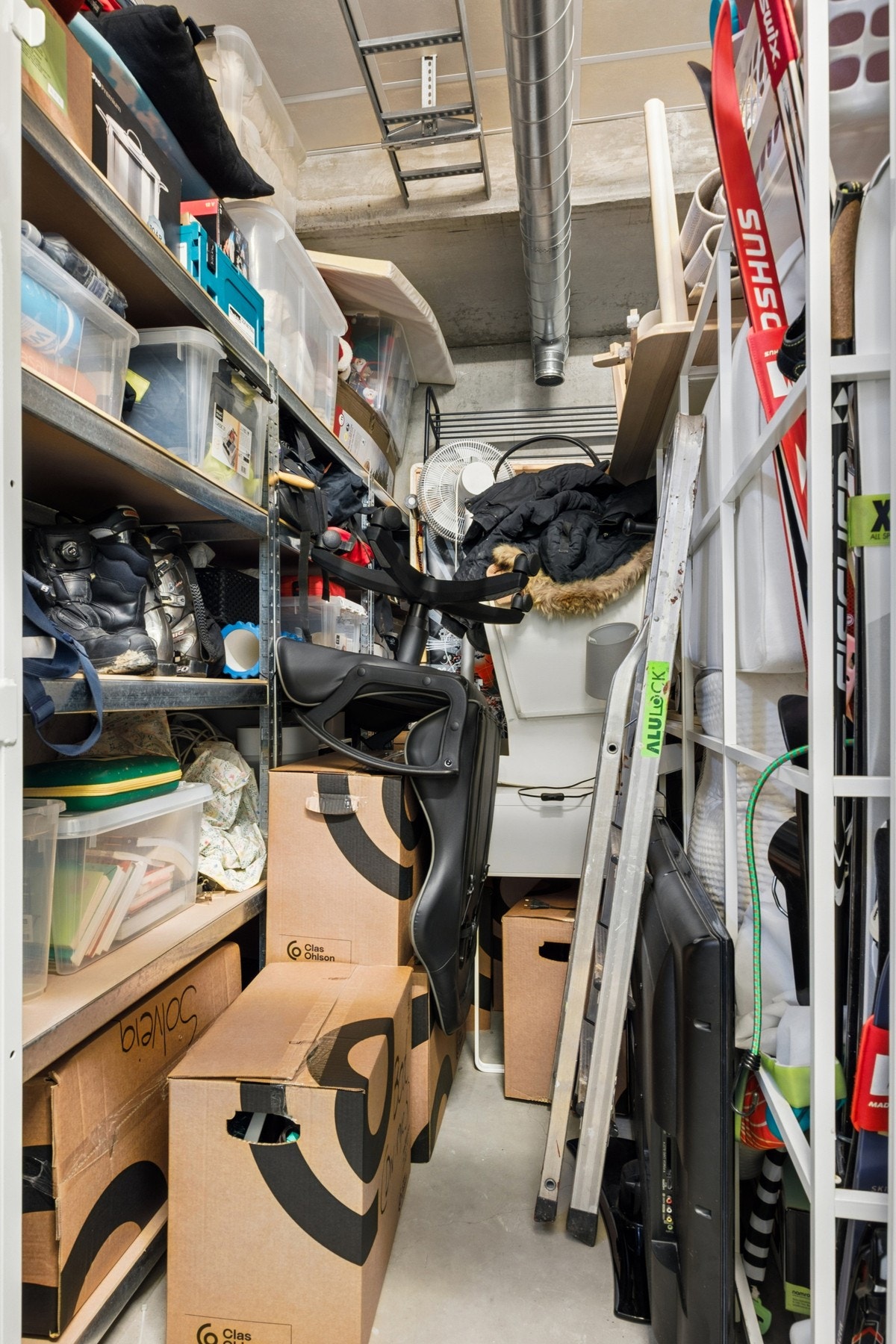 Sportsbod for ekstra oppbevaring. Galleribilde