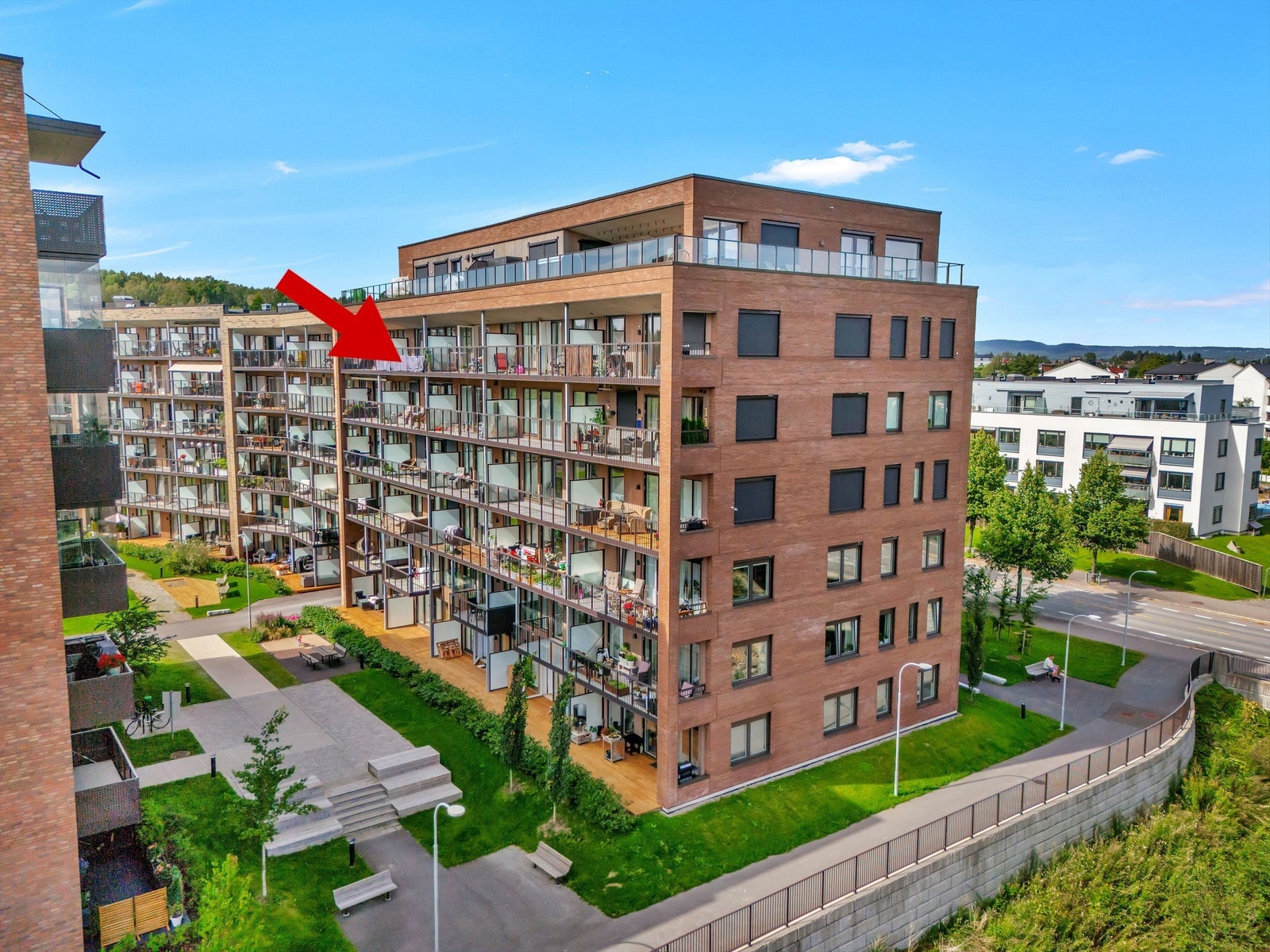 Eiendomsmegler Krogsveen v/Vegard Gran-Andersen har gleden av å presentere Sagbruksveien 50! Galleribilde