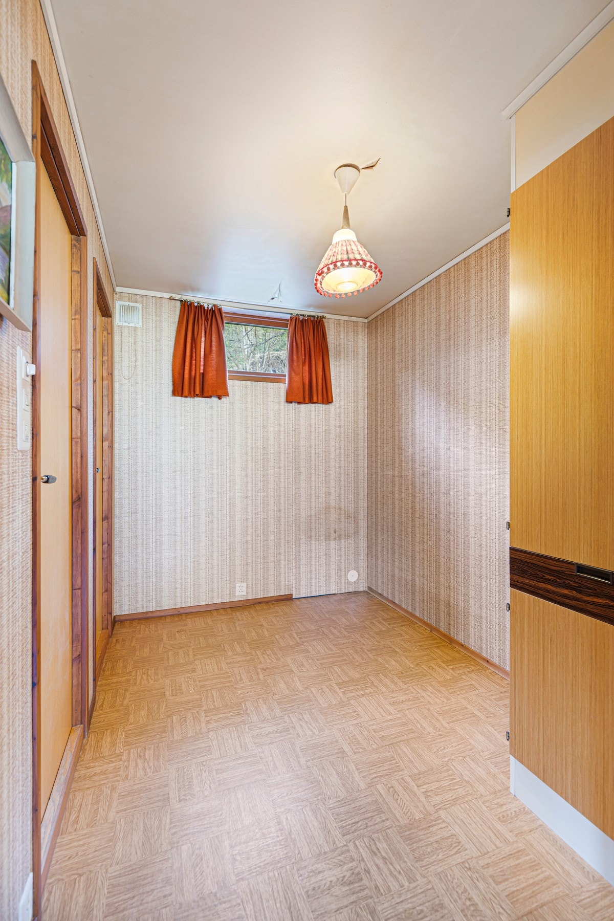 Sovealkove med tilkomst til bad. Galleribilde