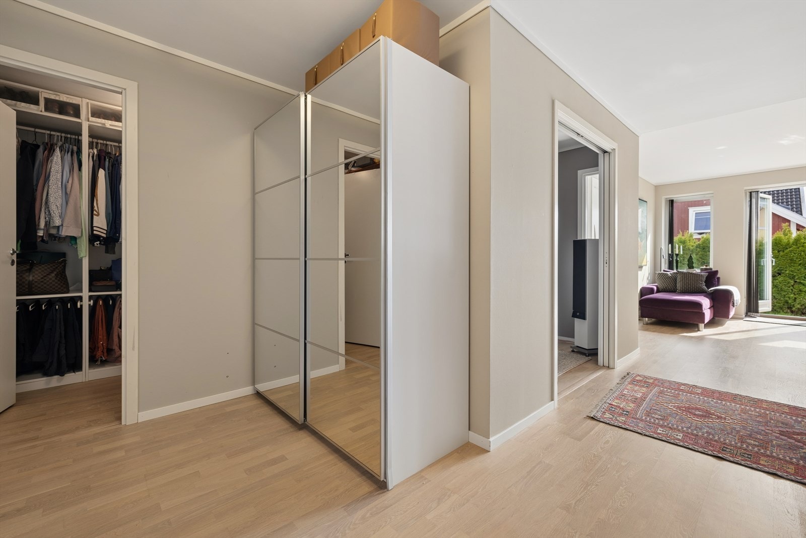 Boligen har en egen walk-in, men også en egen ekstern bod på 4kvm. Galleribilde