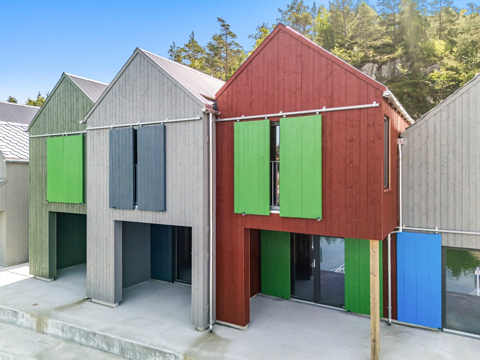 Moderne naust tegnet av arkitekt Jo Kjetil Nielsen i JK Arkitektur Galleribilde