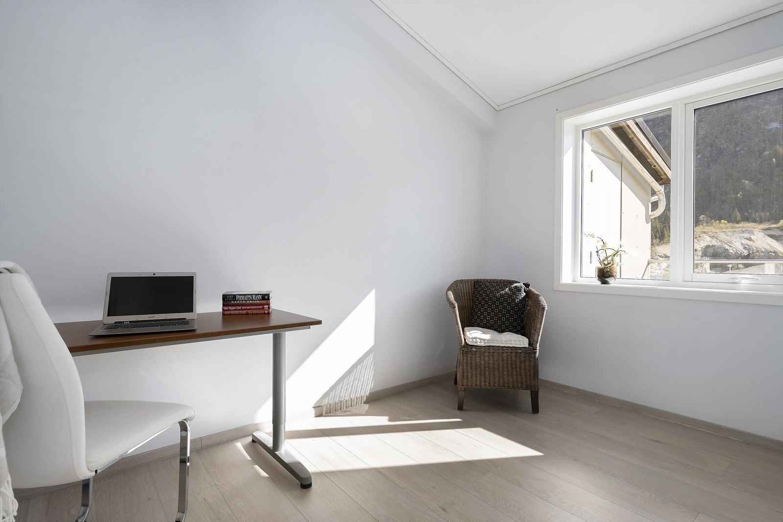 Det tredje soverommet er fleksibelt og kan nyttast som barnerom, gjesterom eller kontor etter behov. Galleribilde