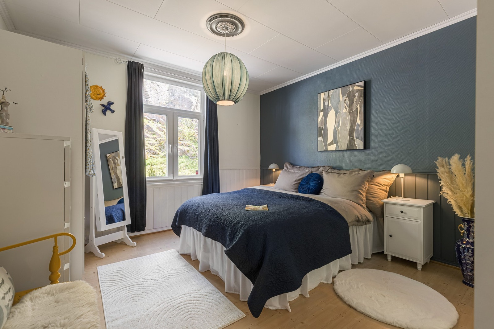 Leiligheten har to trivelige soverom. Galleribilde