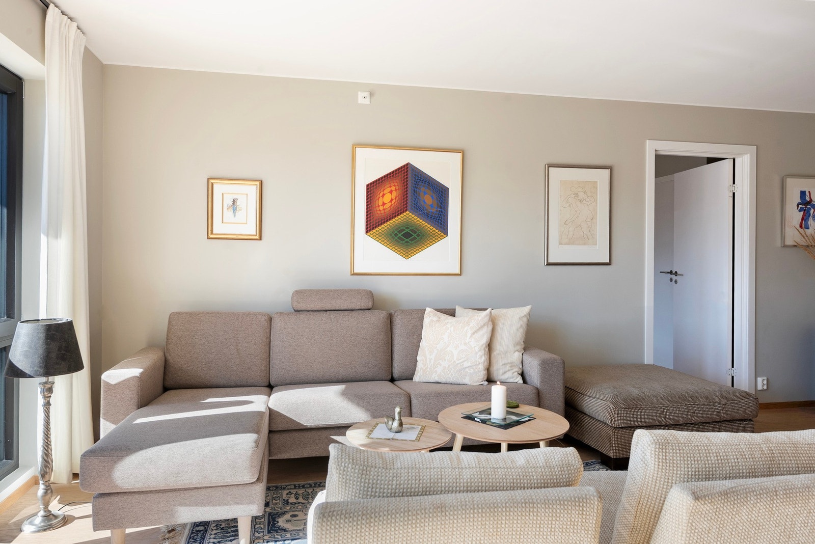 God plass til sofagruppe Galleribilde