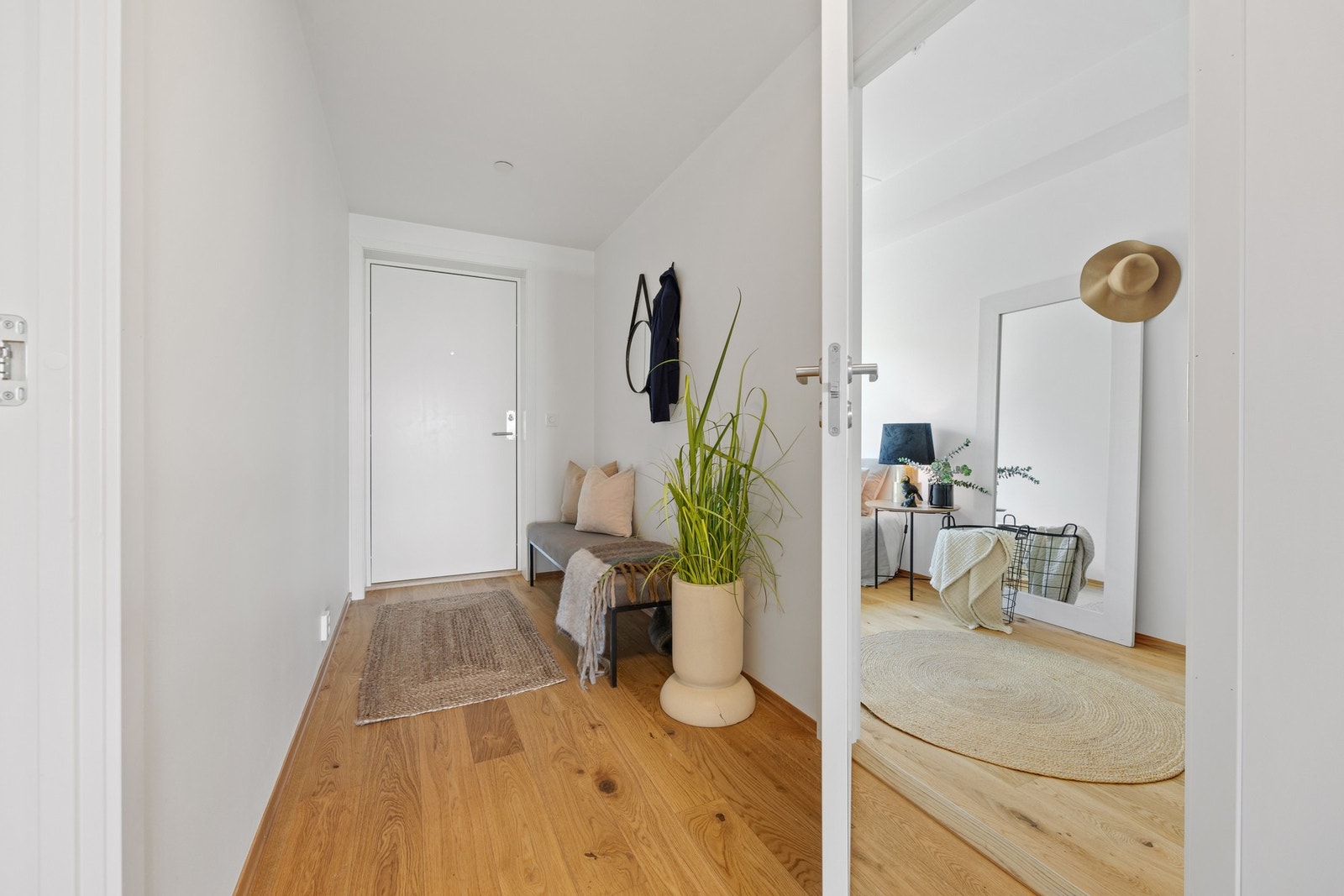 Leiligheten har to meget tiltalende soverom med adkomst fra gangen. Galleribilde
