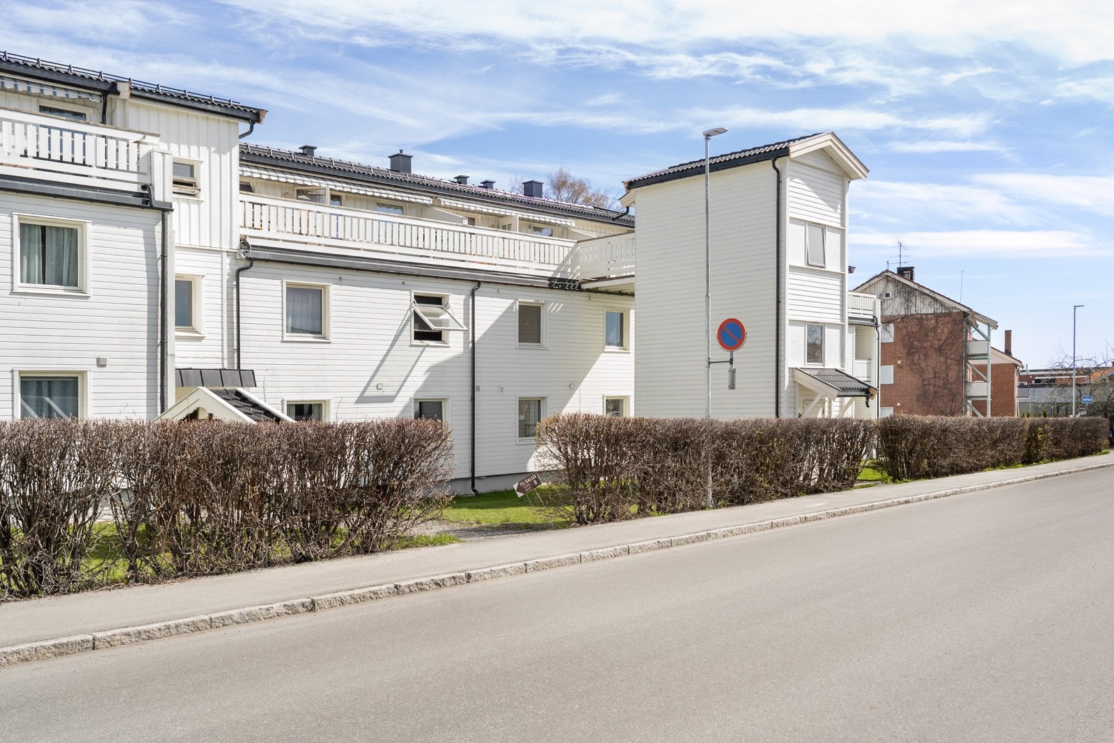 Du har kort vei til både Gjøvik videregående skole, barnehage og grunnskole, samt nærhet til Sykehuset Innlandet Gjøvik og sentrumstilbudet i Gjøvik sentrum. Galleribilde