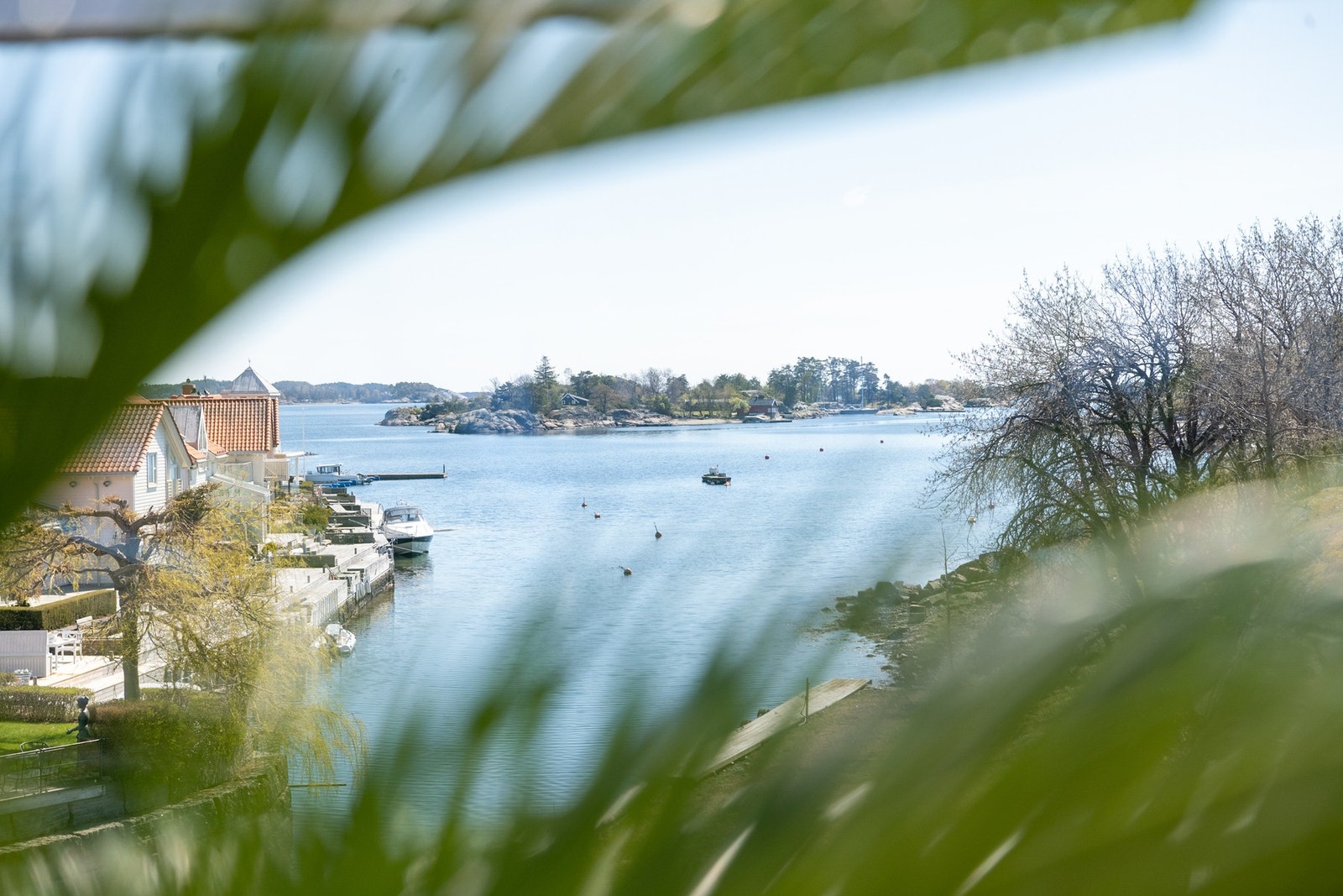 Her kan man virkelig senke skuldrene og nyte flott sjøutsikt Galleribilde