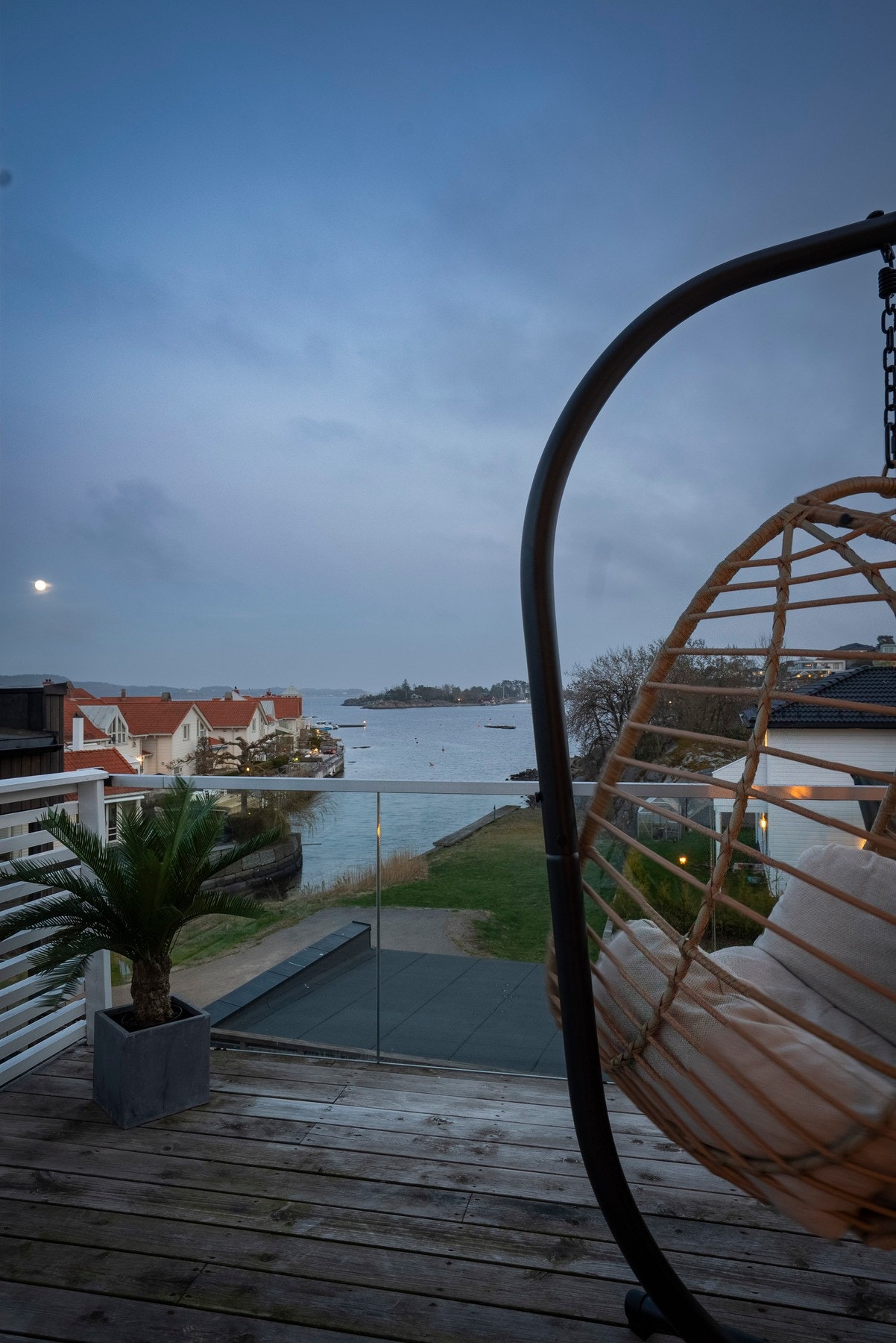 Et rolig sted hvor du kan nyte de sene sommerkveldene Galleribilde