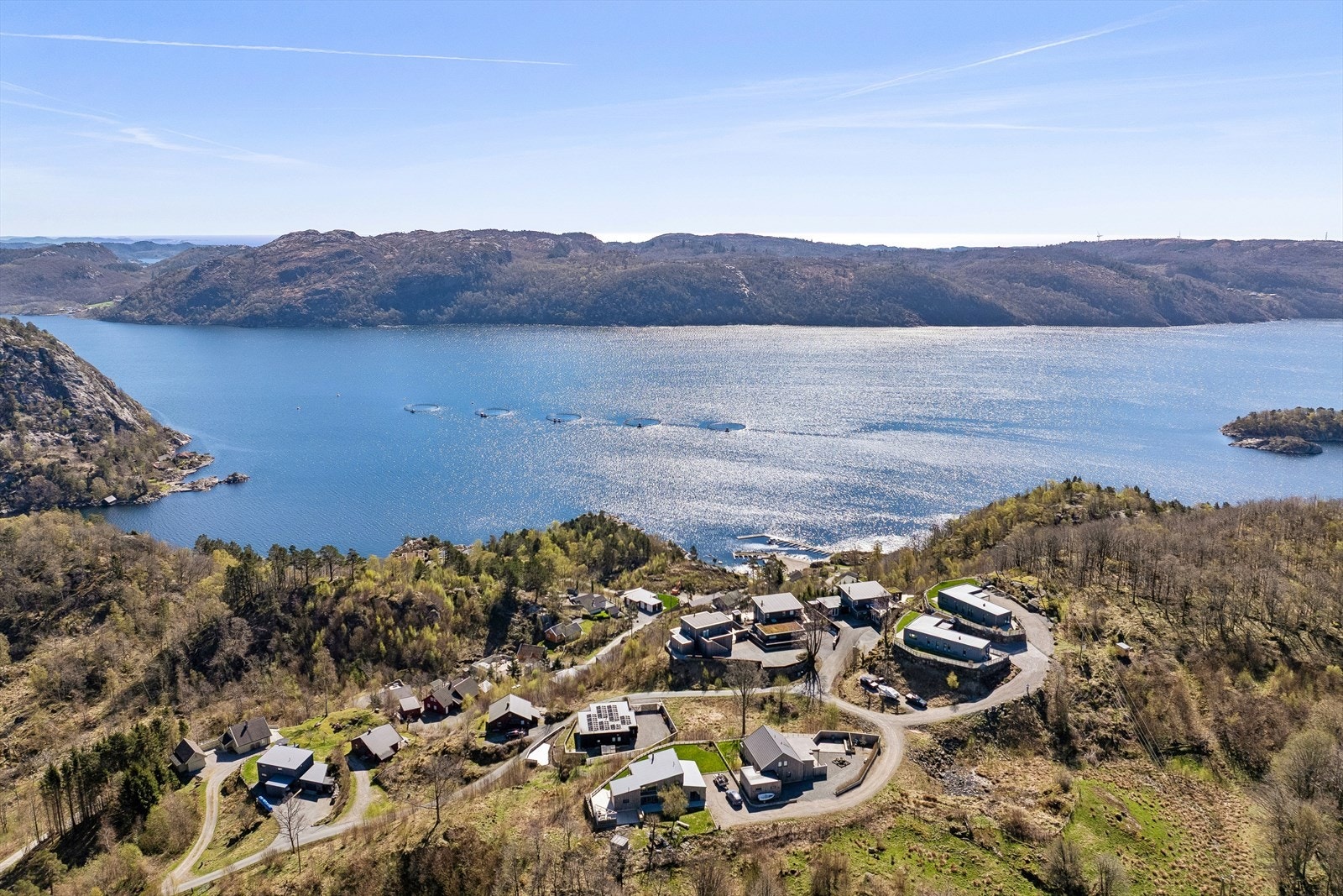 Kåveland er et populært hyttefelt som ligger midt mellom Korshamn og Lyngdal. Galleribilde