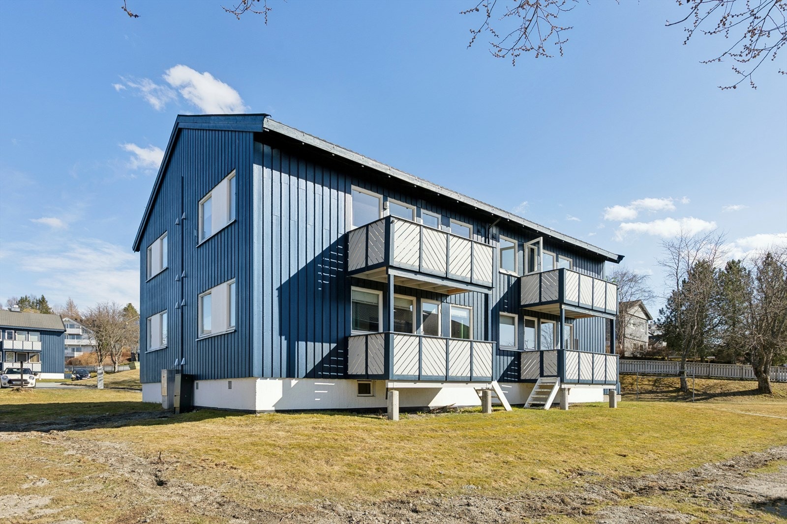 Nærhet til kollektivtransport og kjøpesenter. Galleribilde