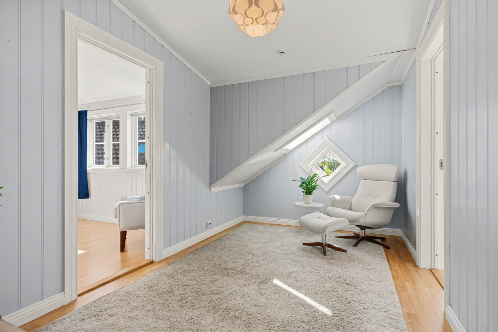 Loftstue hvor tv-kan plasseres, eller benyttes som kontor. Galleribilde