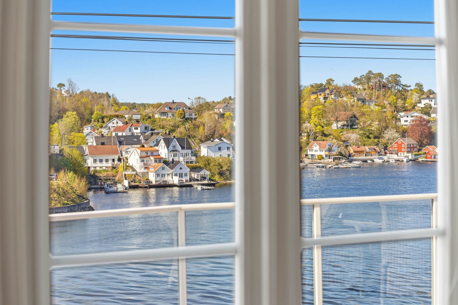 Utsikt fra stue. Galleribilde