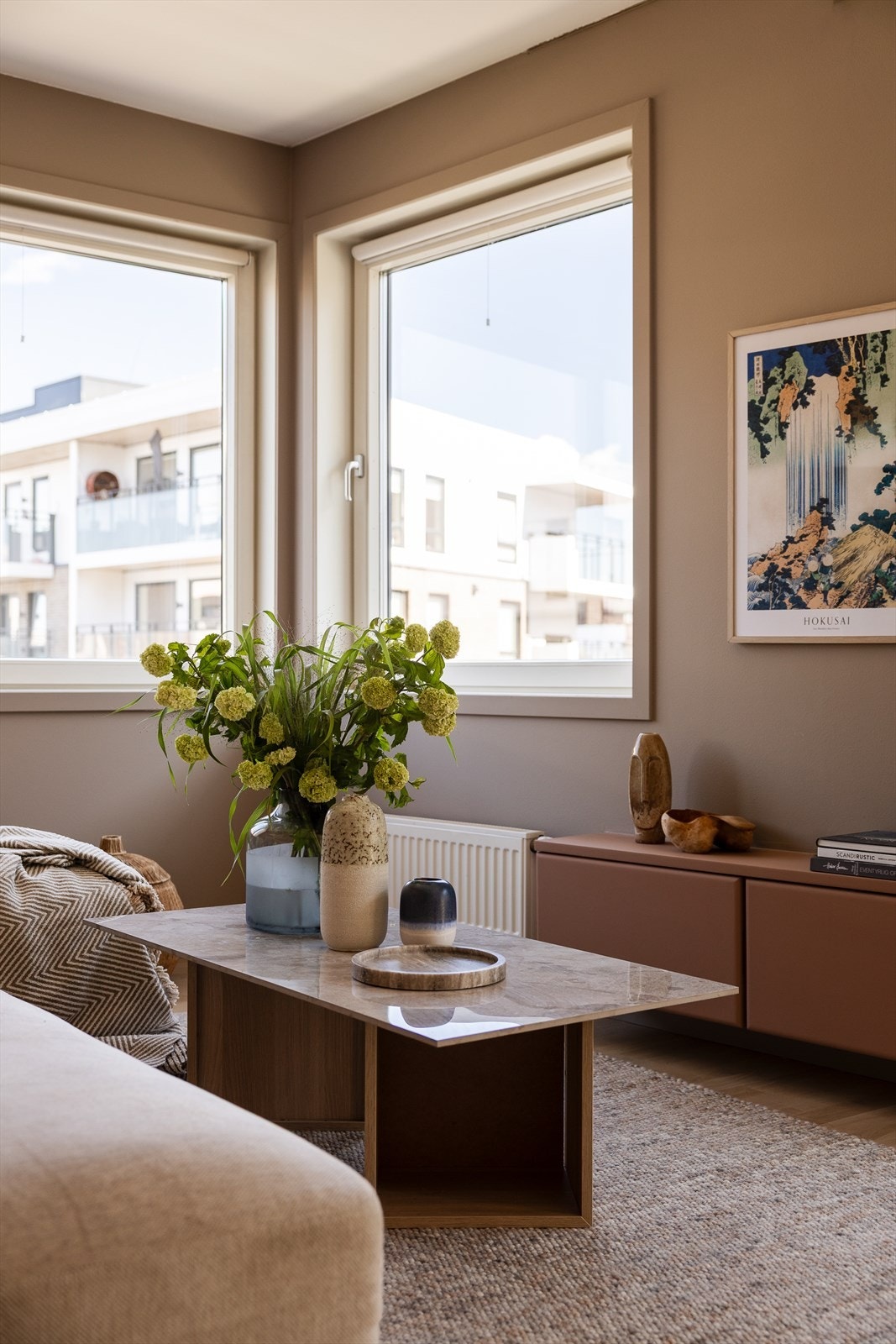 Hjørnestue med fine lysforhold Galleribilde