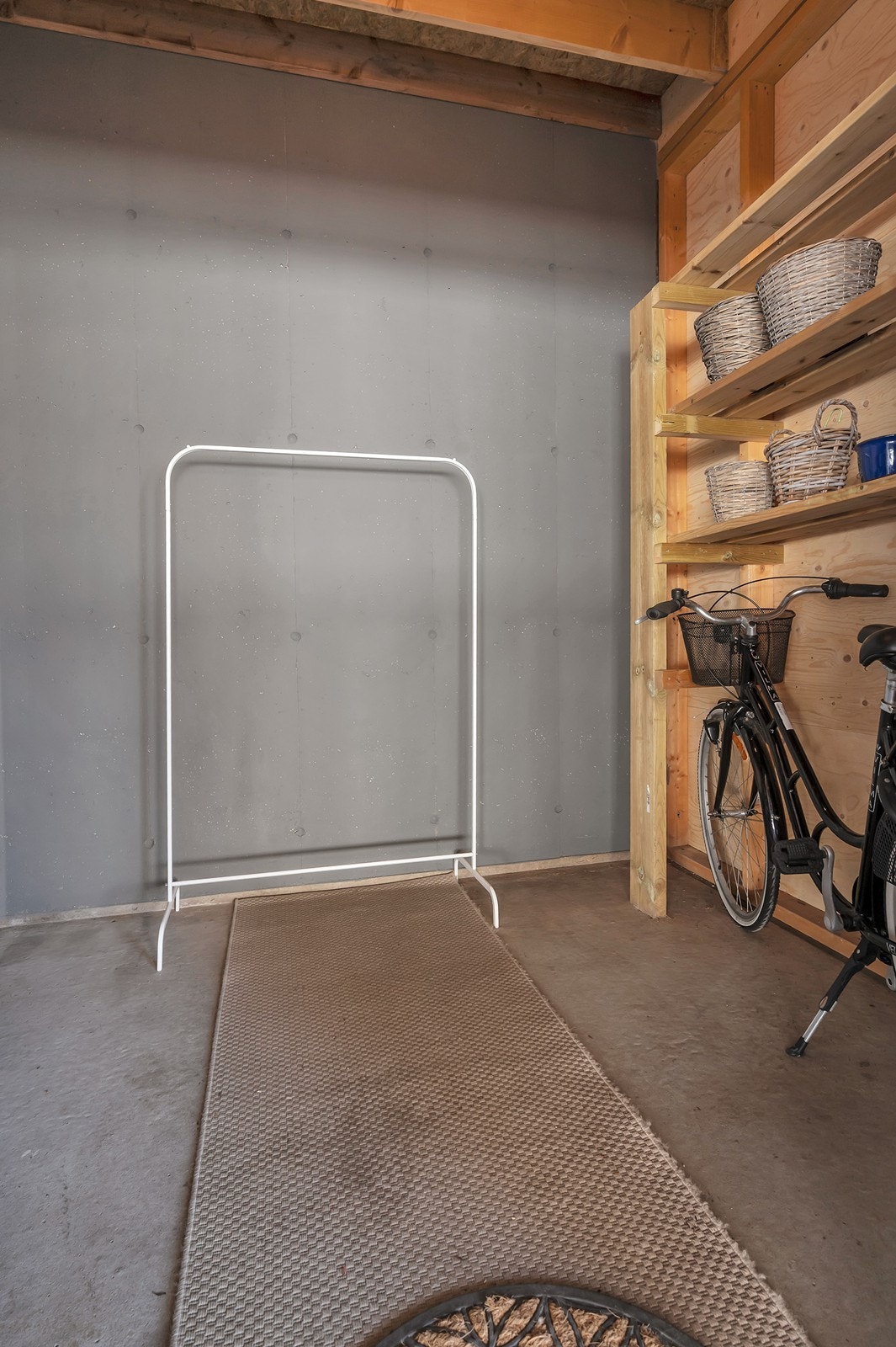 Bod i forbindelse med carport Galleribilde